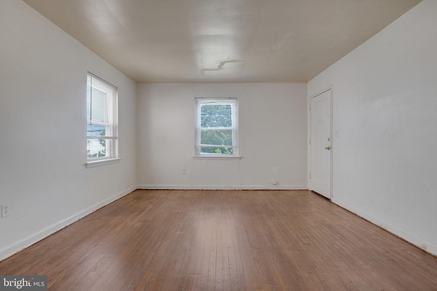 Washington, District of Columbia, 20020, United States, ,Residential,For Sale,1988092