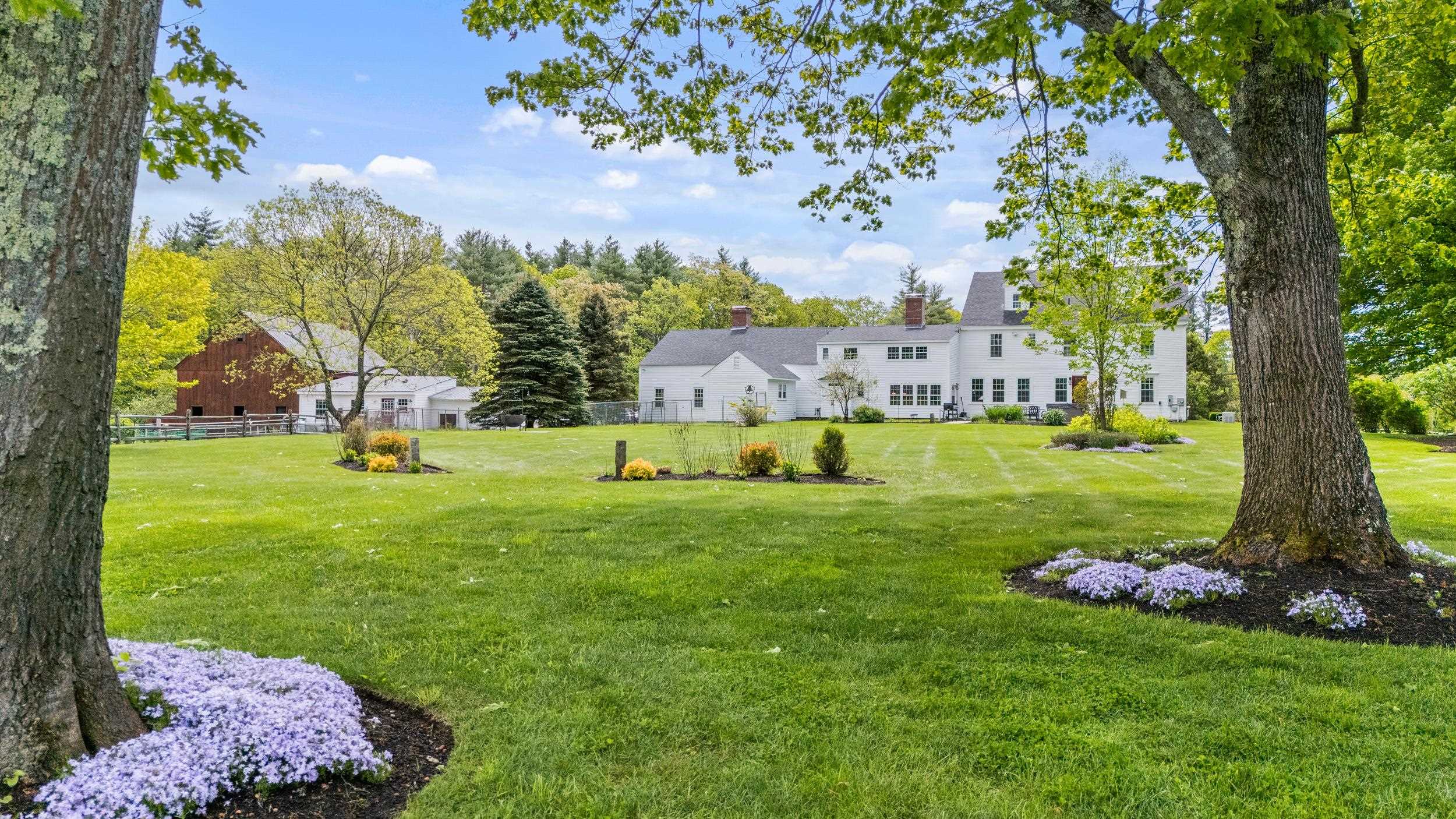 Francestown, New Hampshire, 03043, United States, 5 Bedrooms Bedrooms, ,4 BathroomsBathrooms,Residential,For Sale,1827172