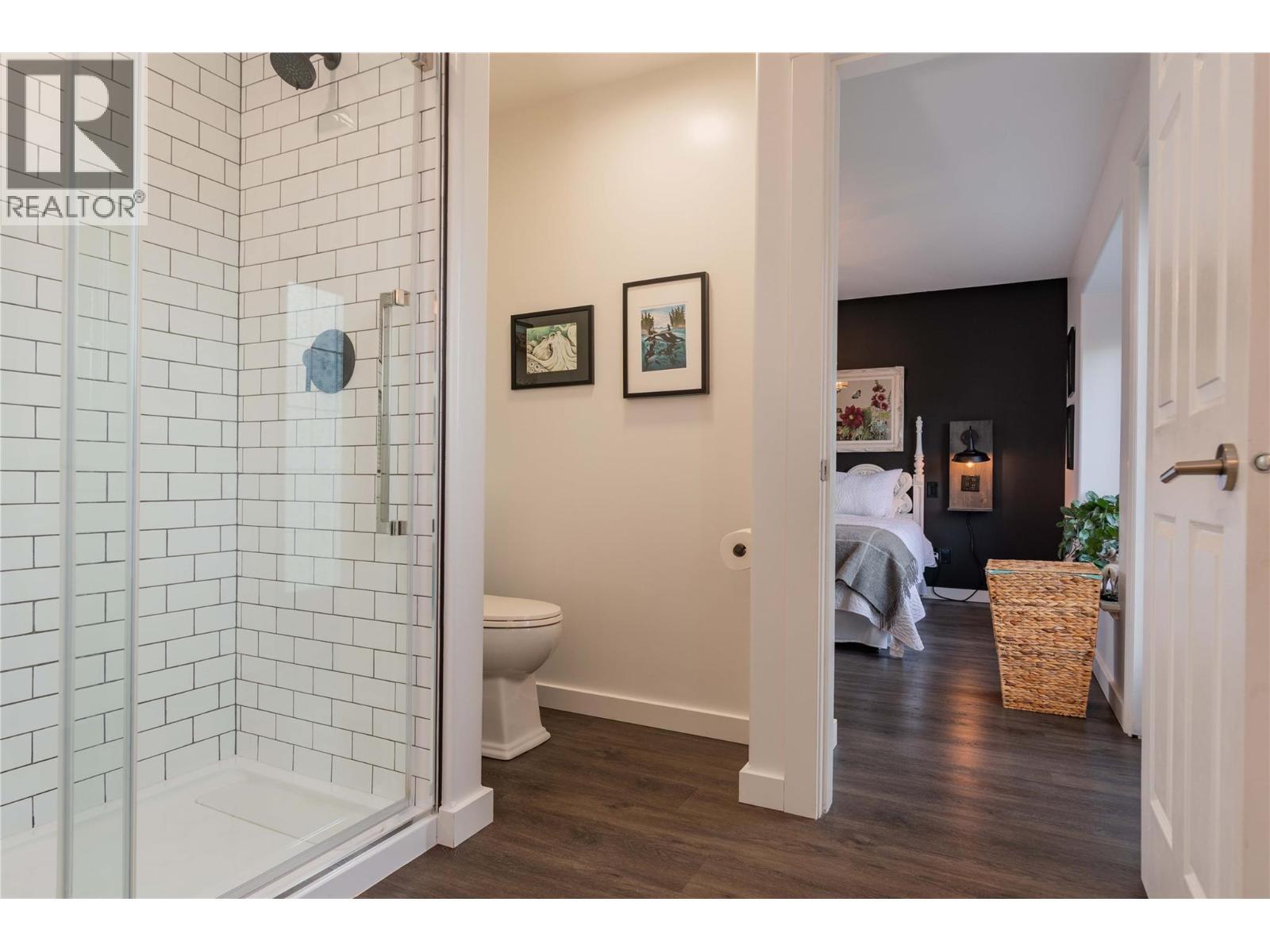 CASTLEGAR, British Columbia, V1N 3Z1, CA, 5 Bedrooms Bedrooms, ,3 BathroomsBathrooms,Residential,For Sale,1918005