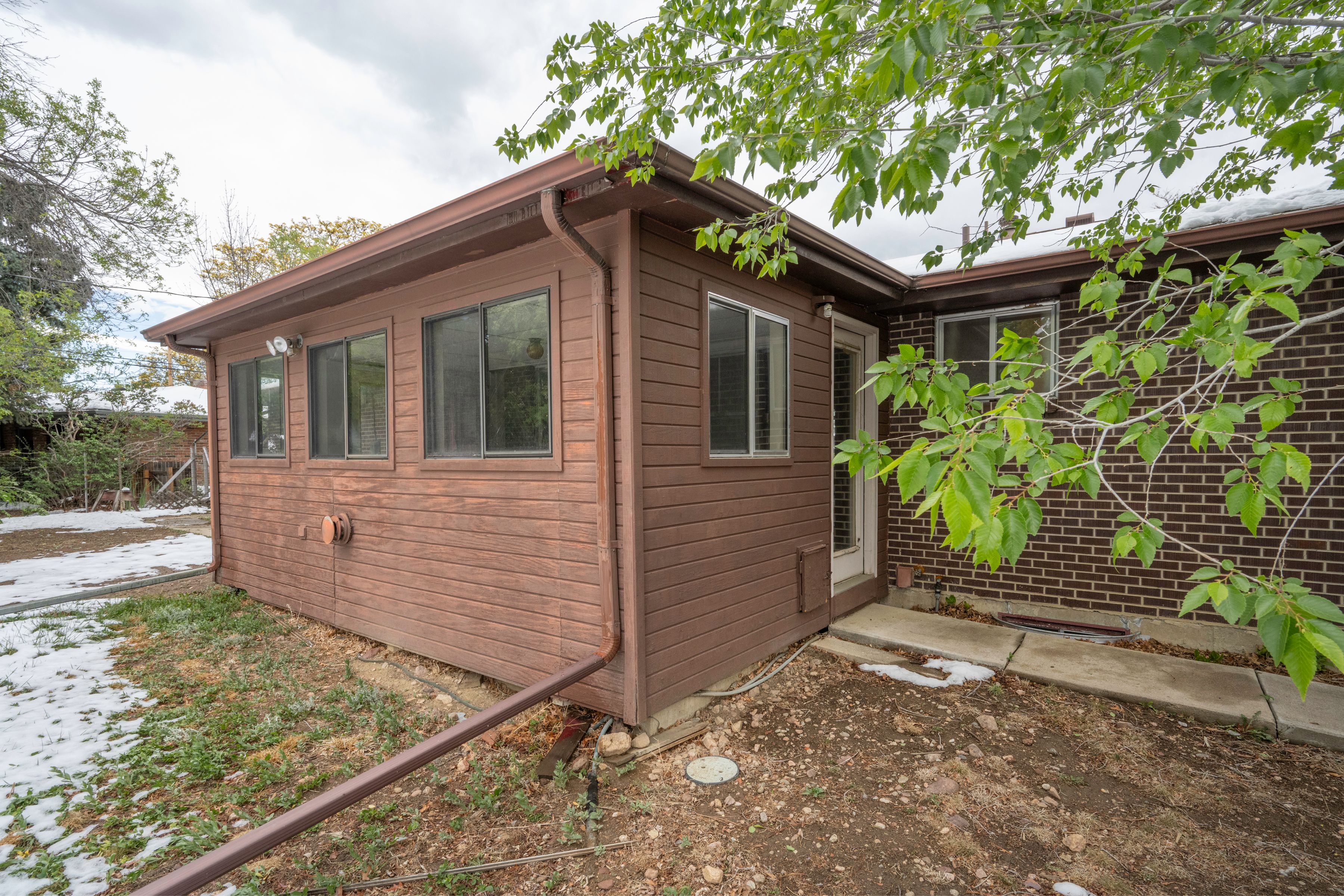  Opportunity Knocks with this Sprawling Ranch Home in Keewaydin Meadows - 物件實景