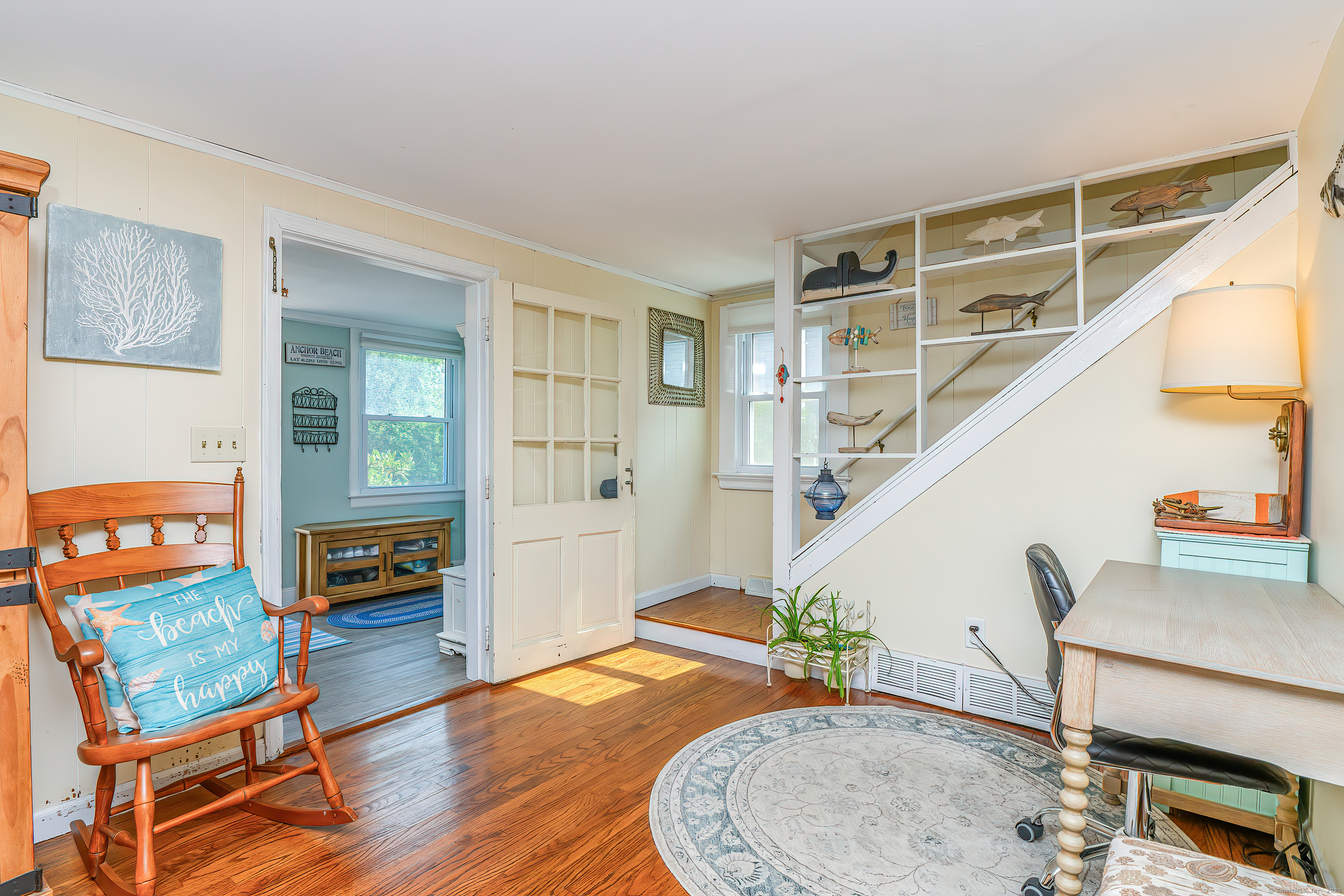 Milford, Connecticut, 06460, United States, 3 Bedrooms Bedrooms, ,2 BathroomsBathrooms,Residential,For Sale,1942157