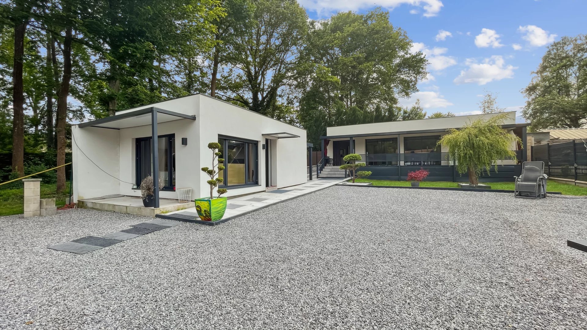 Samois-sur-Seine, Île-de-France, 77920, FR, 2 Bedrooms Bedrooms, ,1 BathroomBathrooms,Residential,For Sale,1557614