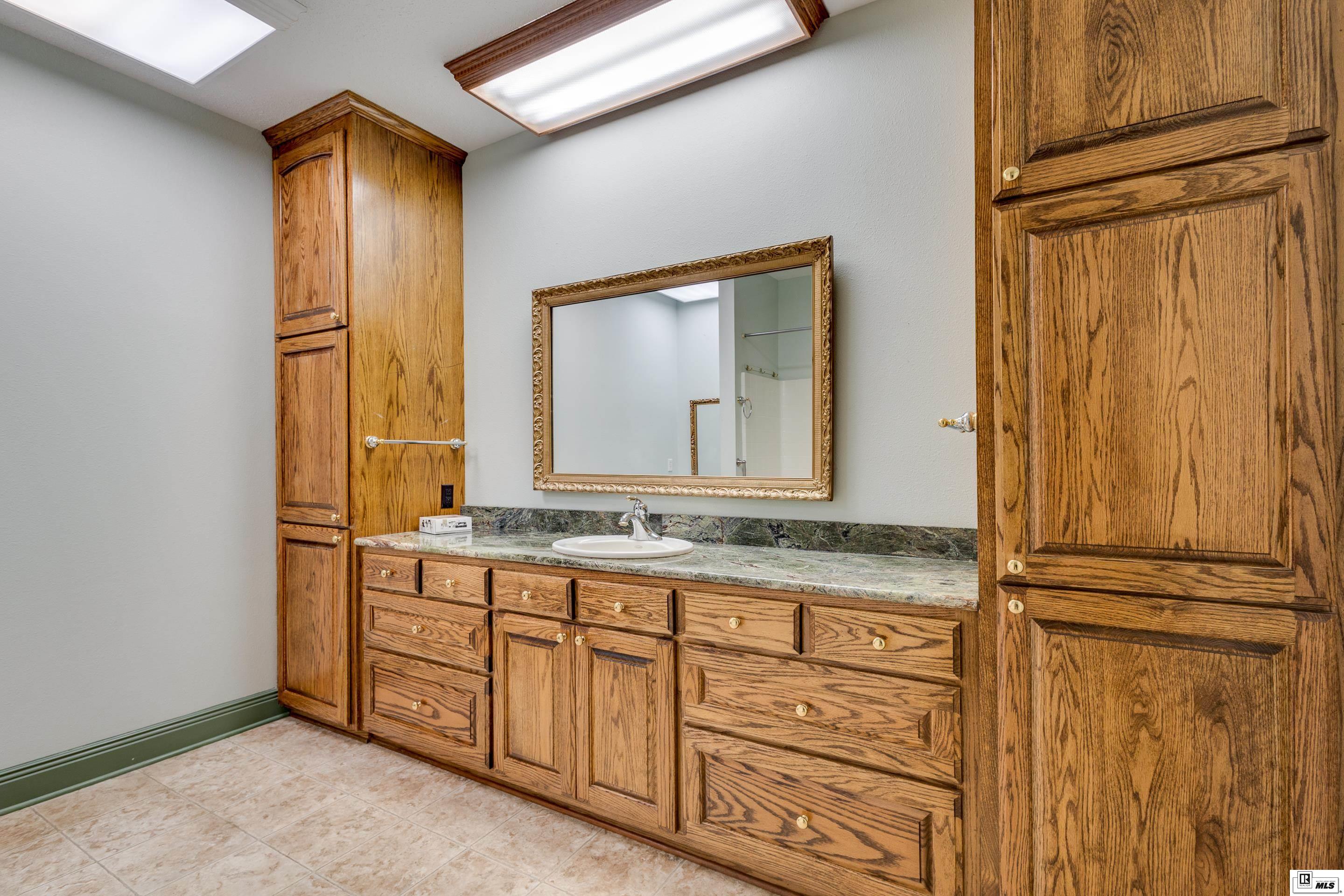 429 ROBINSON LANE, Homer, Louisiana, 71040, United States, 4 Bedrooms Bedrooms, ,2 BathroomsBathrooms,Residential,For Sale,429 ROBINSON LANE,1634667