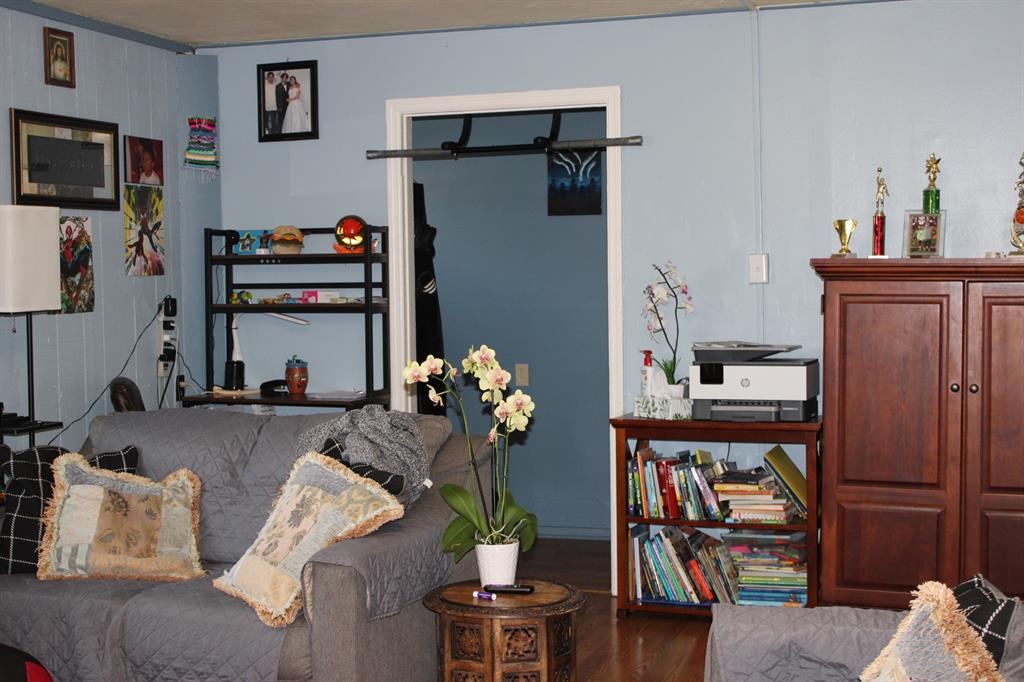 Rhinebeck, New York, 12572, United States, 5 Bedrooms Bedrooms, ,3 BathroomsBathrooms,Residential,For Sale,1982613