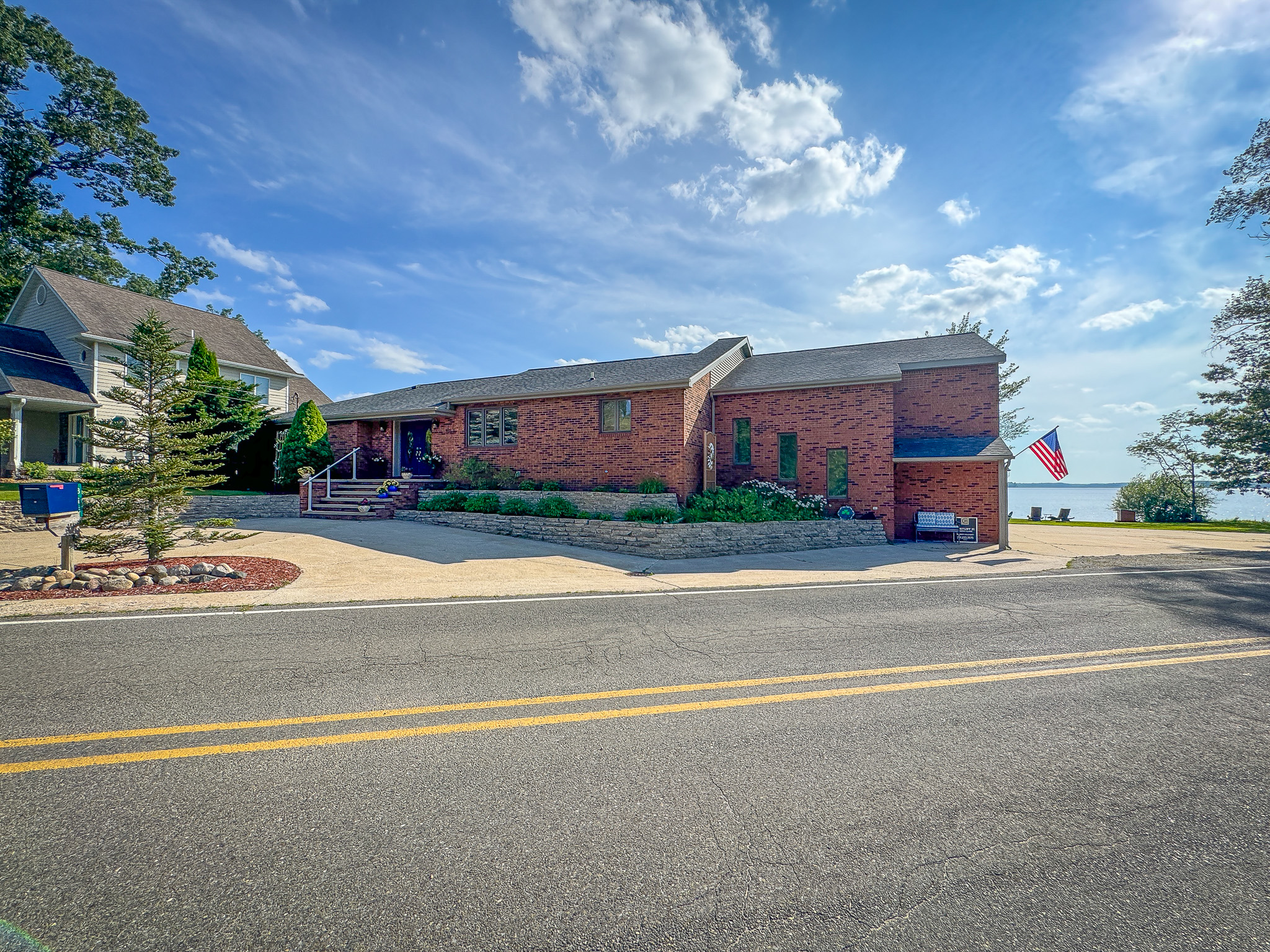 Cadillac, Michigan, 49601, United States, 5 Bedrooms Bedrooms, ,4 BathroomsBathrooms,Residential,For Sale,1905816