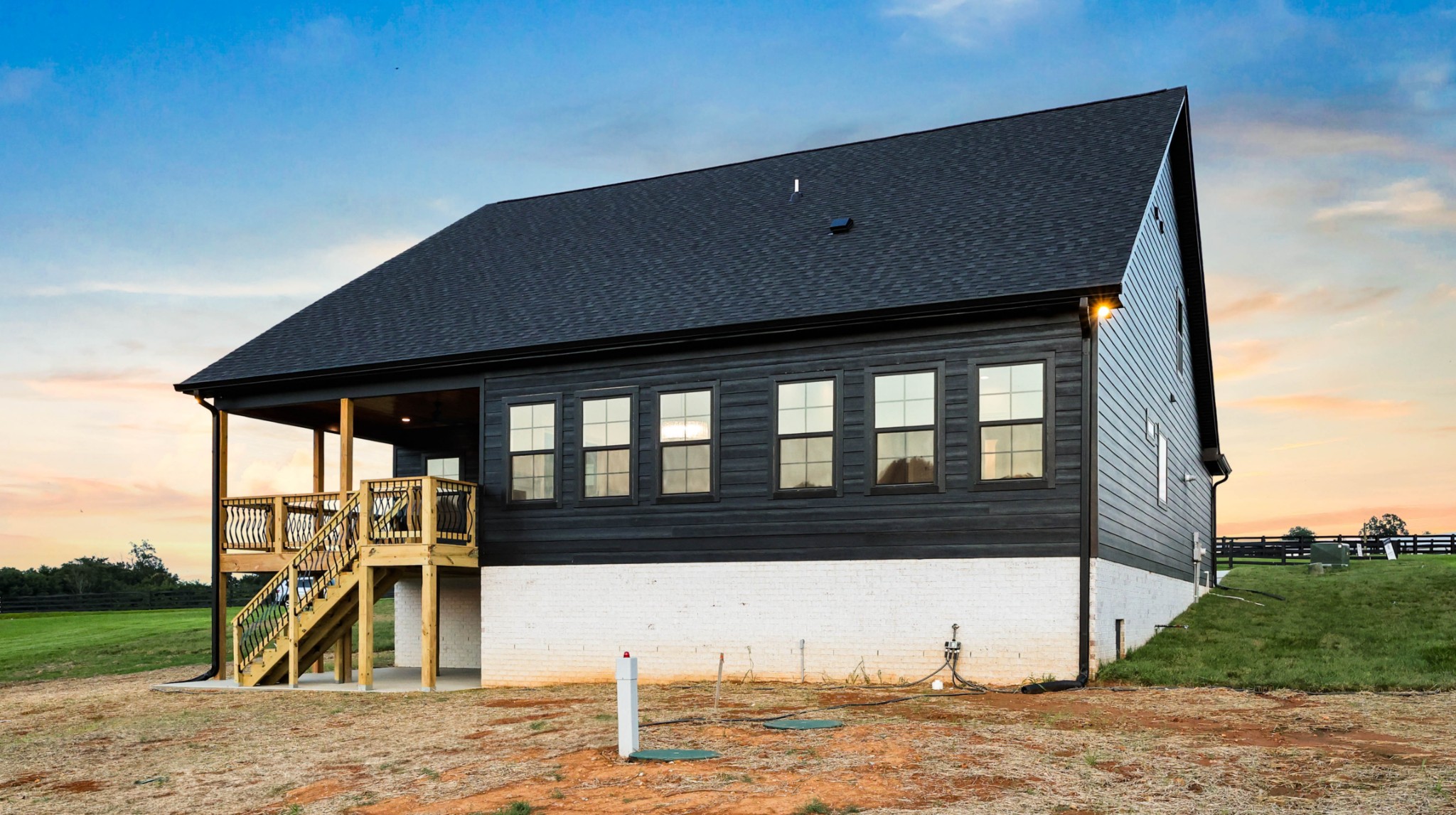 Adams, Tennessee, 37010, United States, 4 Bedrooms Bedrooms, ,4 BathroomsBathrooms,Residential,For Sale,1904806