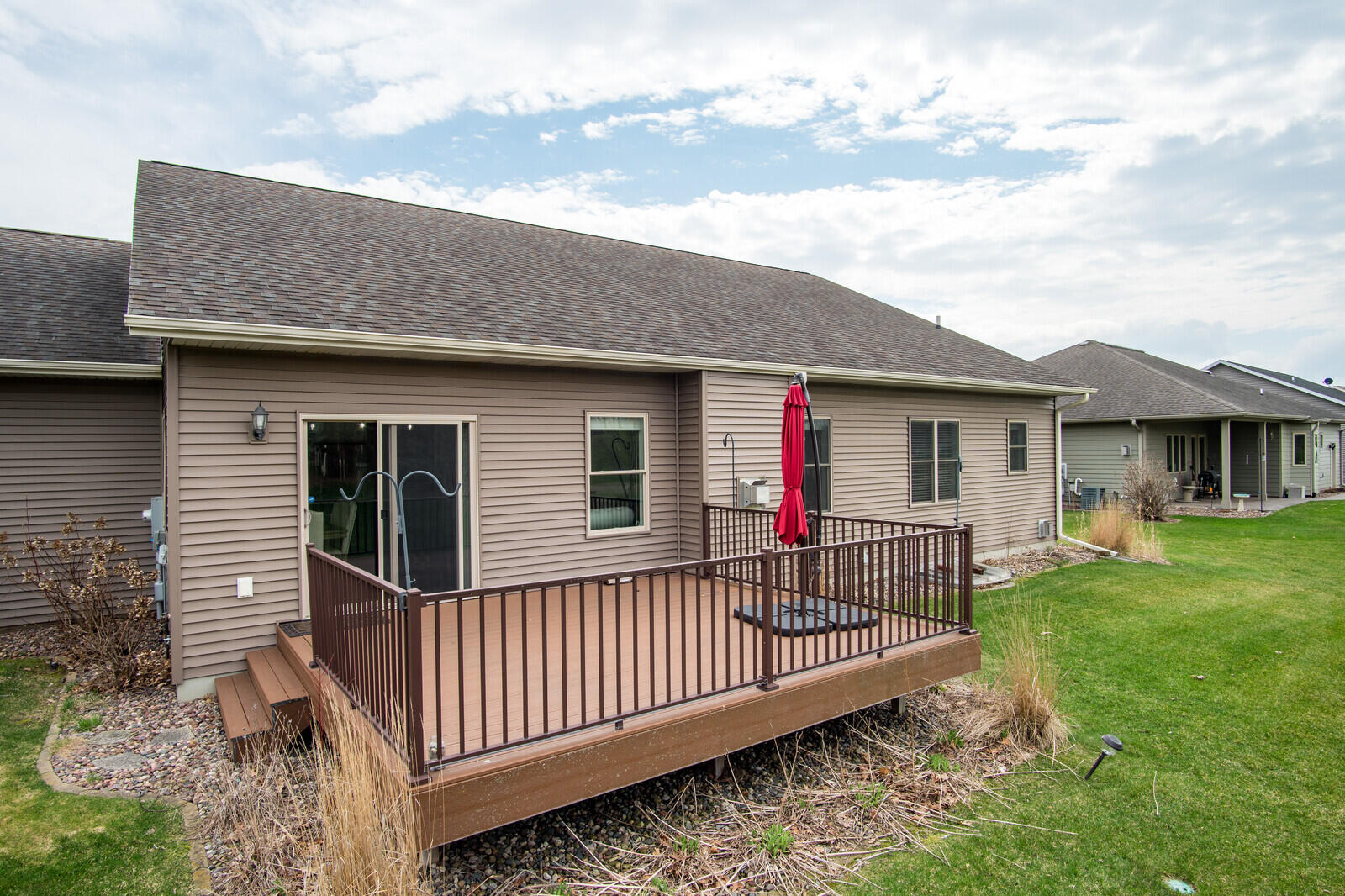 Onalaska, Wisconsin, 54650, United States, 3 Bedrooms Bedrooms, ,3 BathroomsBathrooms,Residential,For Sale,2037961
