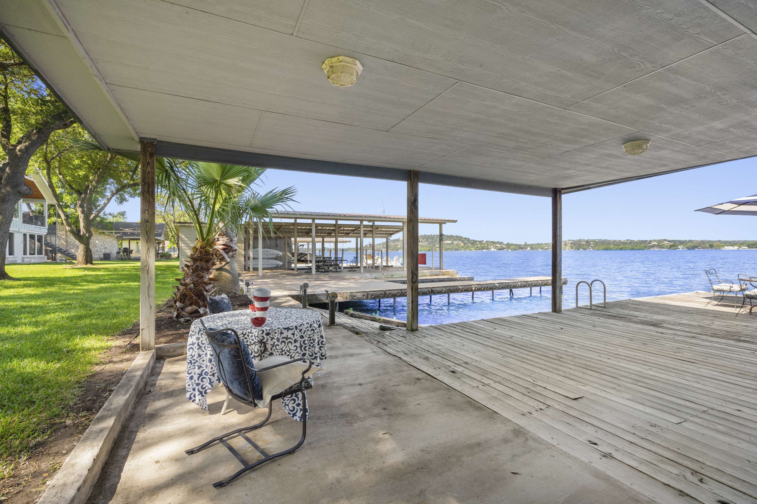  132 Web Isle // on Lake LBJ // Granite Shoals - 物件實景