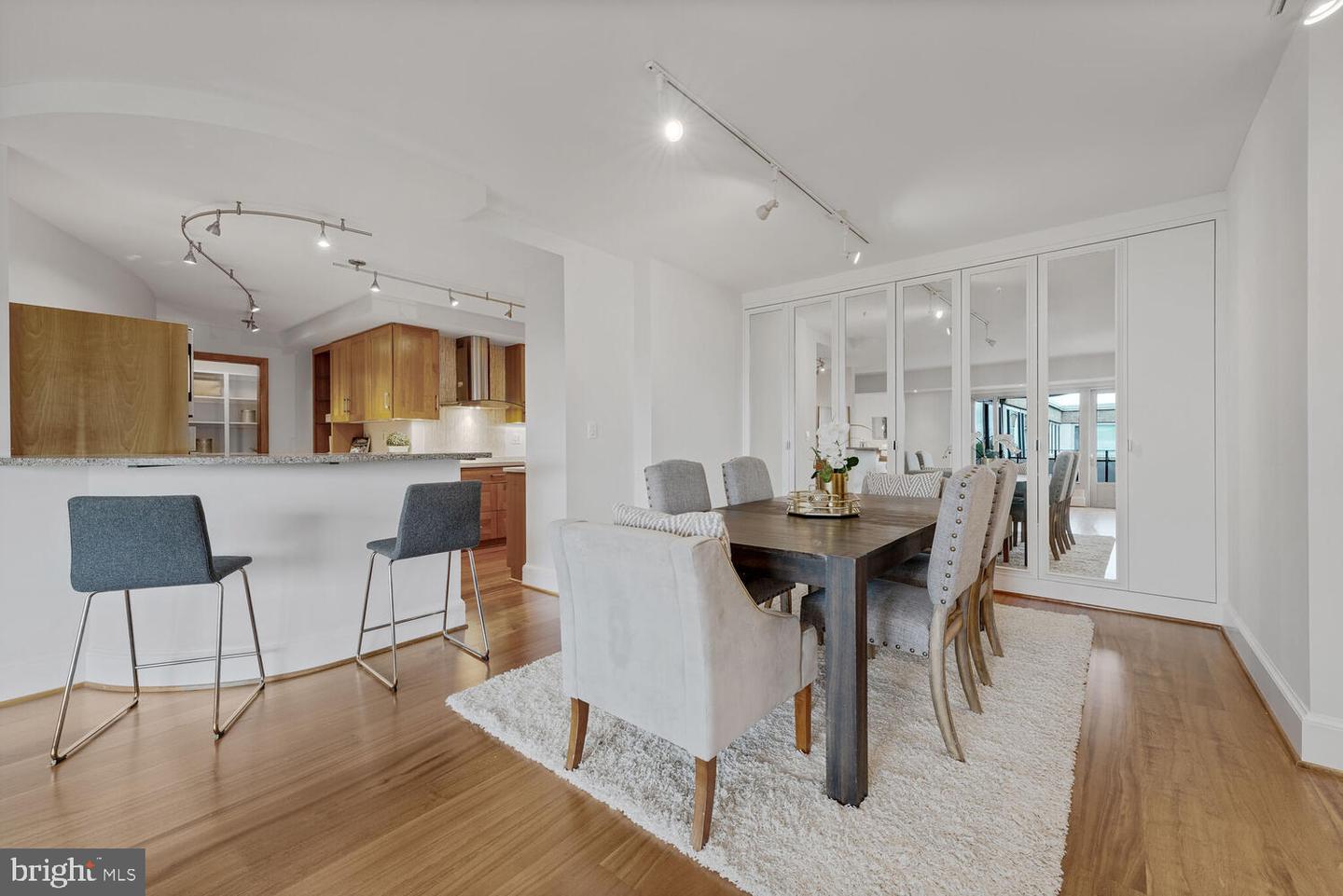 Washington, District of Columbia, 20016, United States, 3 Bedrooms Bedrooms, ,3 BathroomsBathrooms,Residential,For Sale,1895672