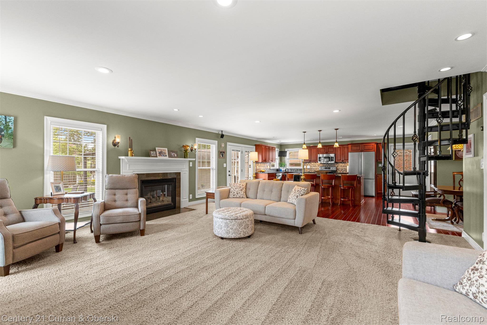 Allen Park, Michigan, 48101, United States, 4 Bedrooms Bedrooms, ,4 BathroomsBathrooms,Residential,For Sale,1982178