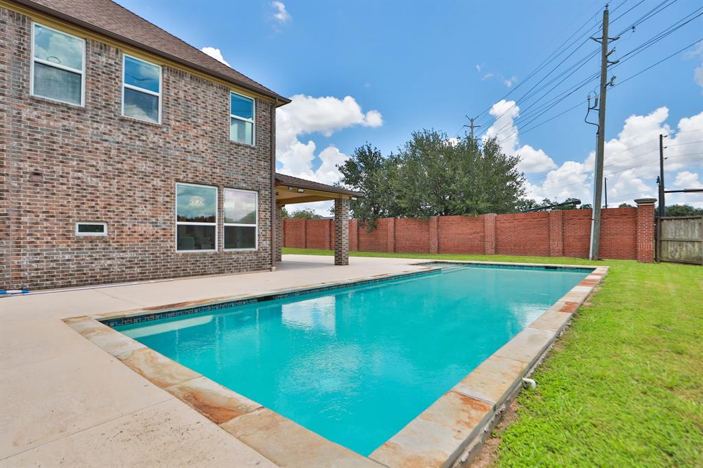Sugar Land, Texas, 77479, United States, 5 Bedrooms Bedrooms, ,5 BathroomsBathrooms,Residential,For Sale,1982894