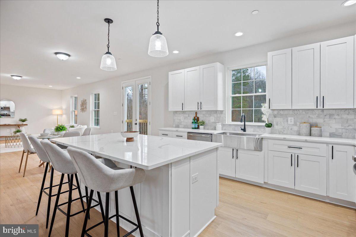 Hughesville, Maryland, 20637, United States, 5 Bedrooms Bedrooms, ,4 BathroomsBathrooms,Residential,For Sale,2009668