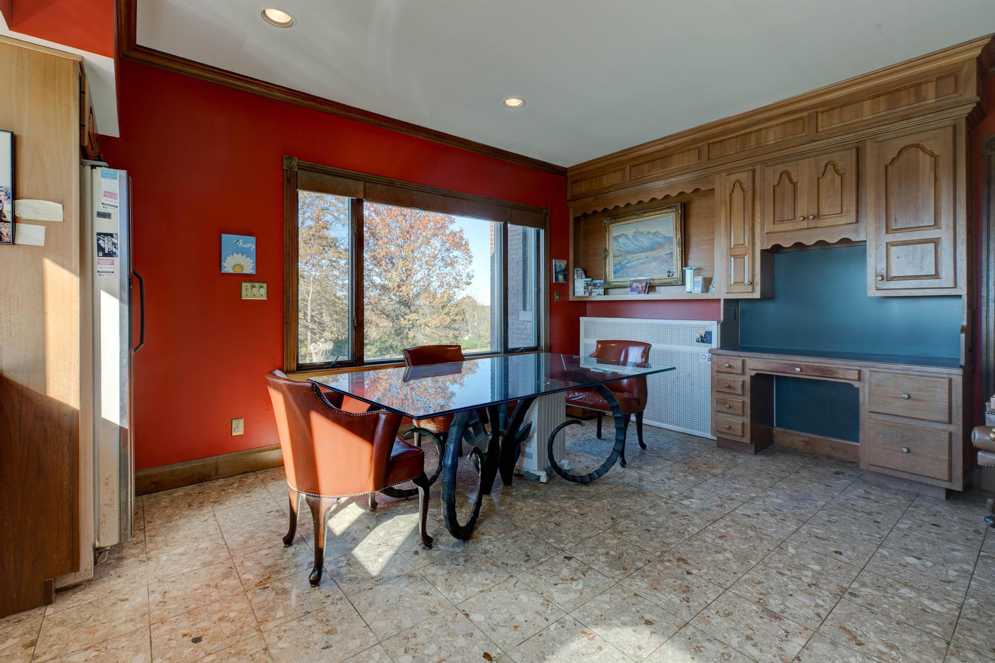 Winchester, Kentucky, 40391, United States, 3 Bedrooms Bedrooms, ,3 BathroomsBathrooms,Residential,For Sale,1992796