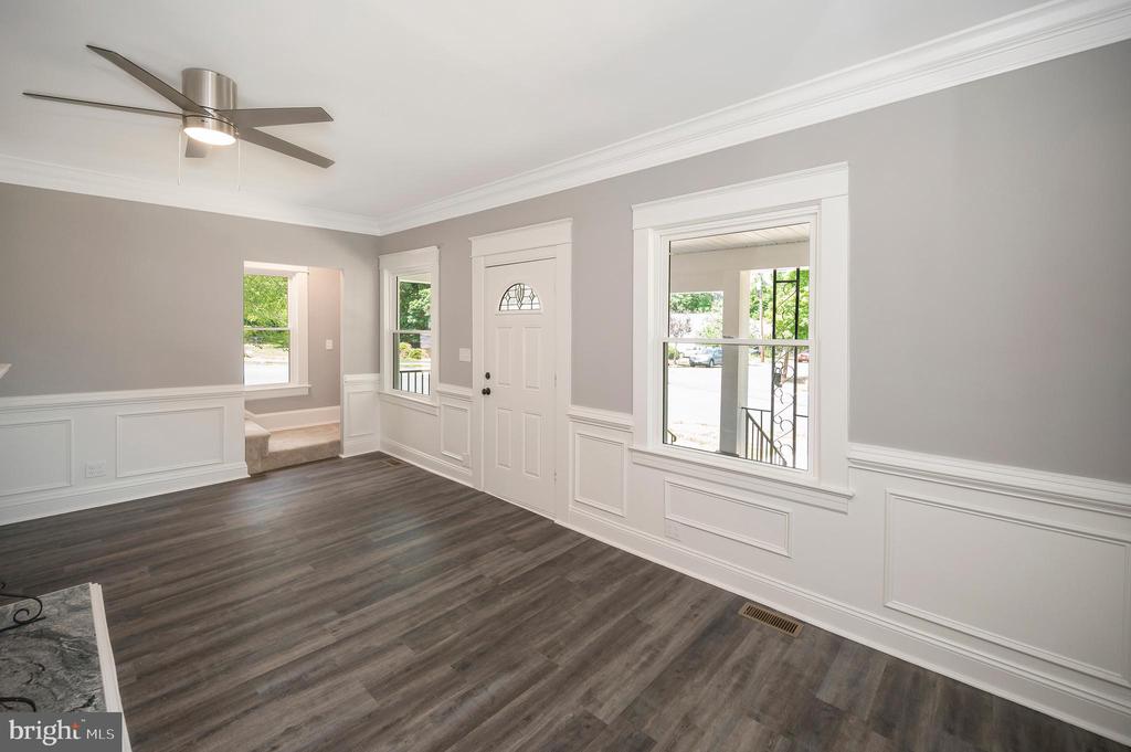 Fredericksburg, Virginia, 22401, United States, 4 Bedrooms Bedrooms, ,3 BathroomsBathrooms,Residential,For Sale,1916037