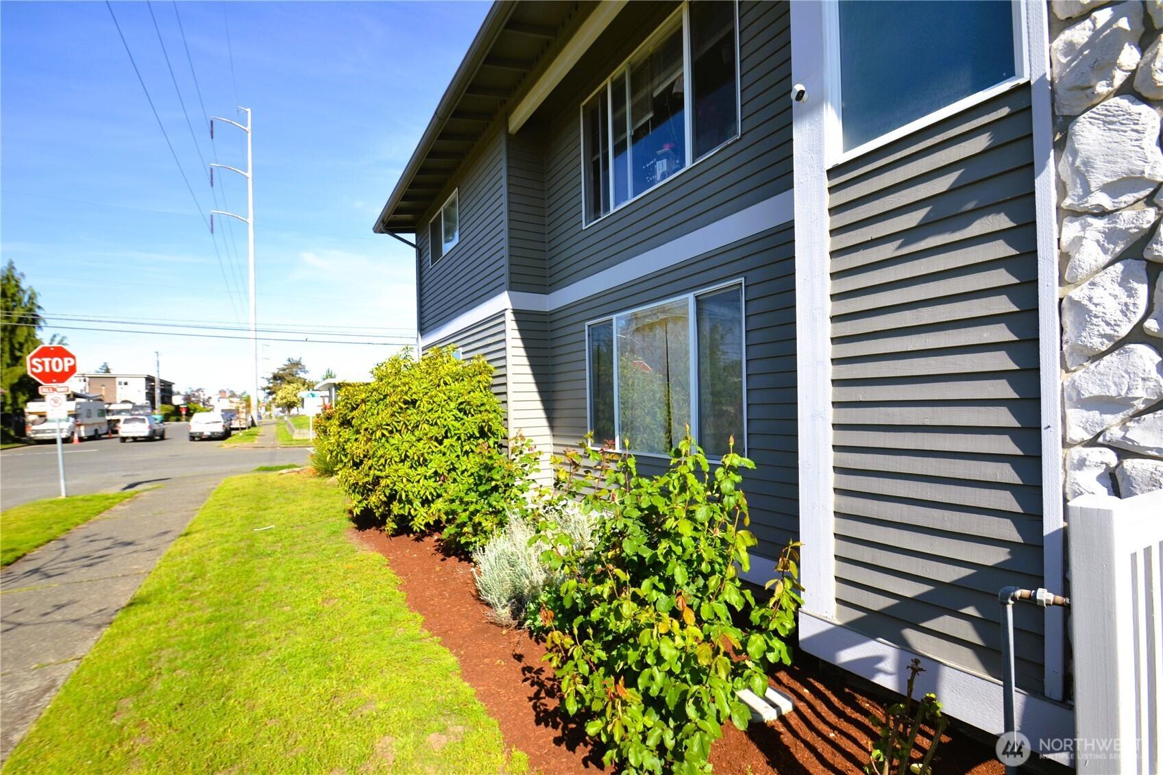 SEATTLE, Washington, 98106, United States, ,Residential,For Sale,1875654