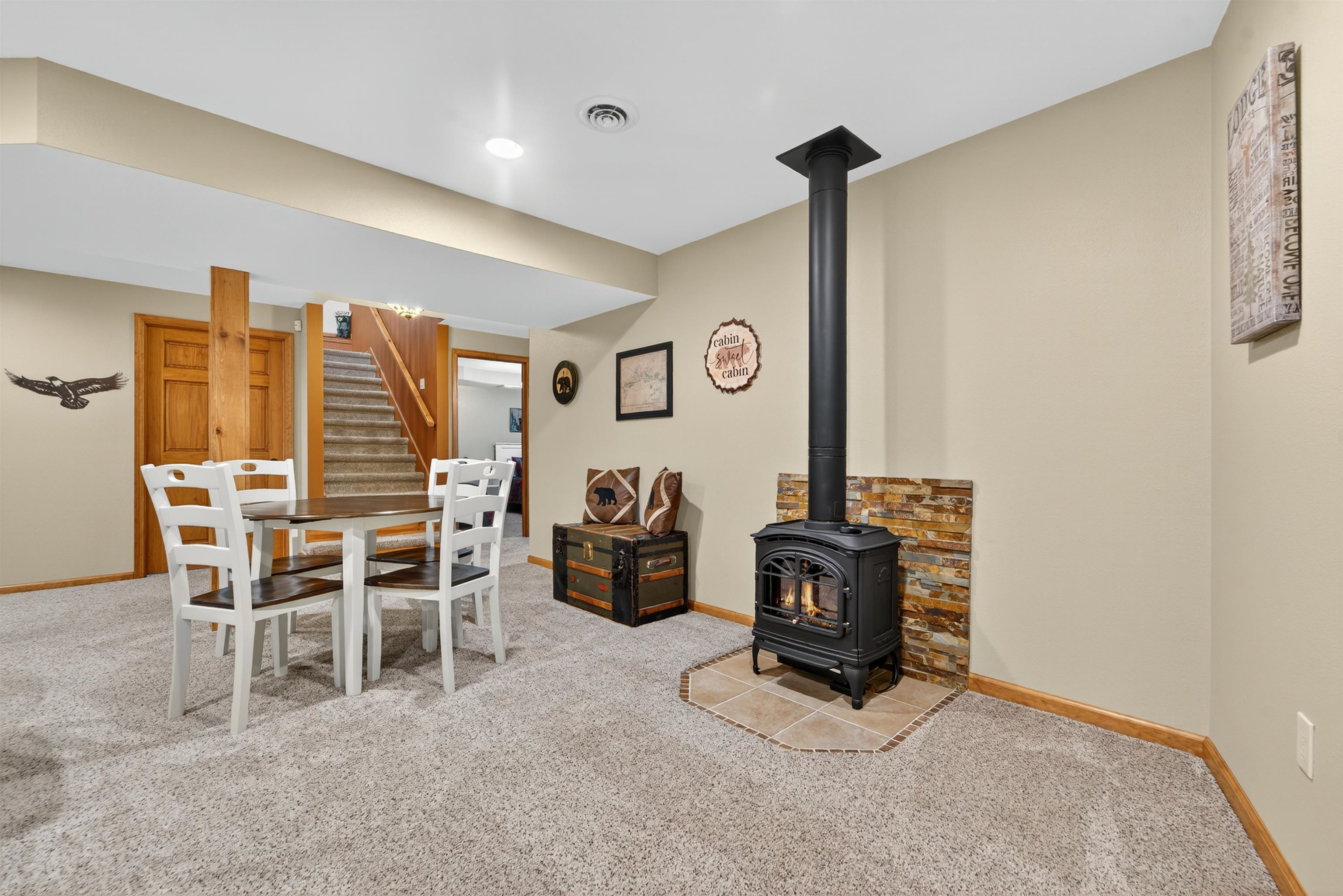 KESHENA, Wisconsin, 54135, United States, 3 Bedrooms Bedrooms, ,3 BathroomsBathrooms,Residential,For Sale,1988158