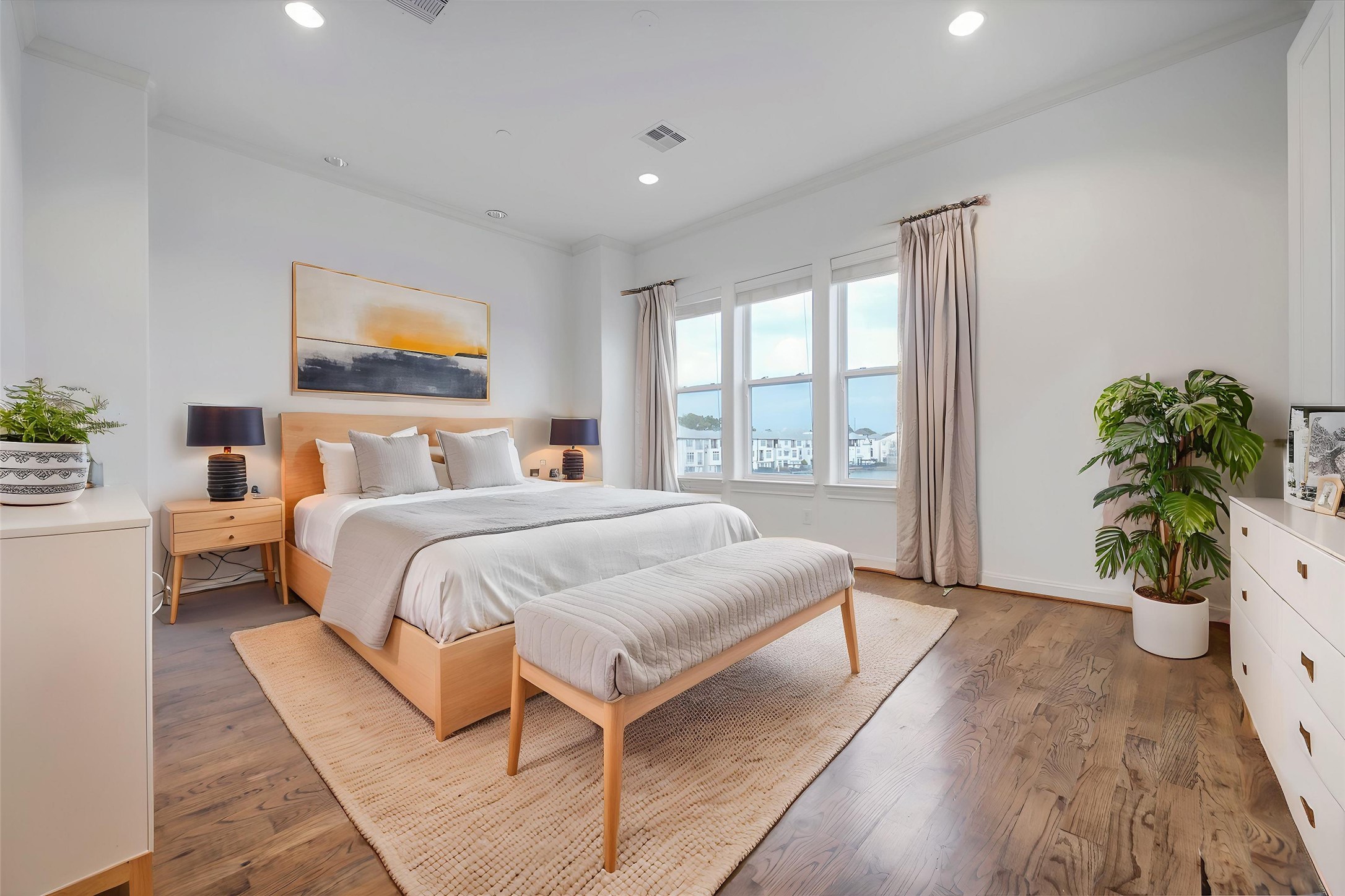 Houston, Texas, 77080, United States, 3 Bedrooms Bedrooms, ,5 BathroomsBathrooms,Residential,For Sale,1939348