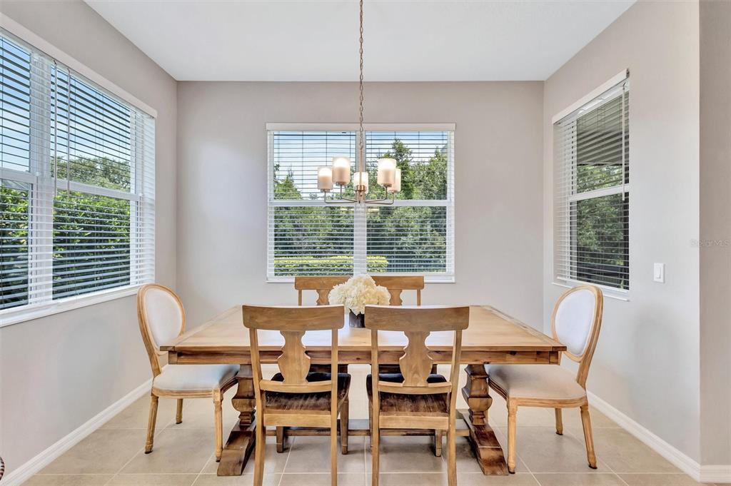 Bradenton, Florida, 34212, United States, 2 Bedrooms Bedrooms, ,2 BathroomsBathrooms,Residential,For Sale,1891618