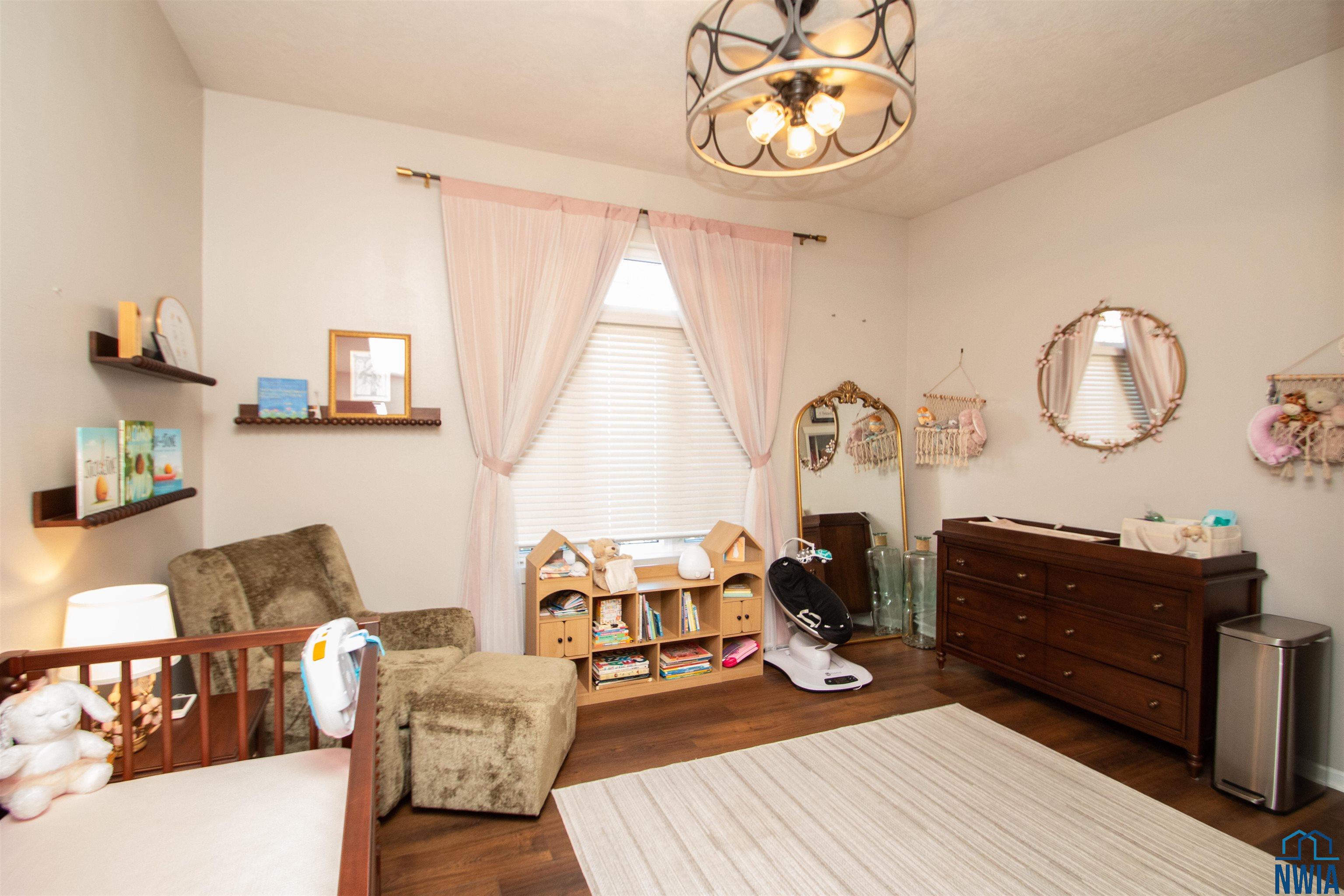 Sioux City, Iowa, 51106, United States, 5 Bedrooms Bedrooms, ,7 BathroomsBathrooms,Residential,For Sale,1976174