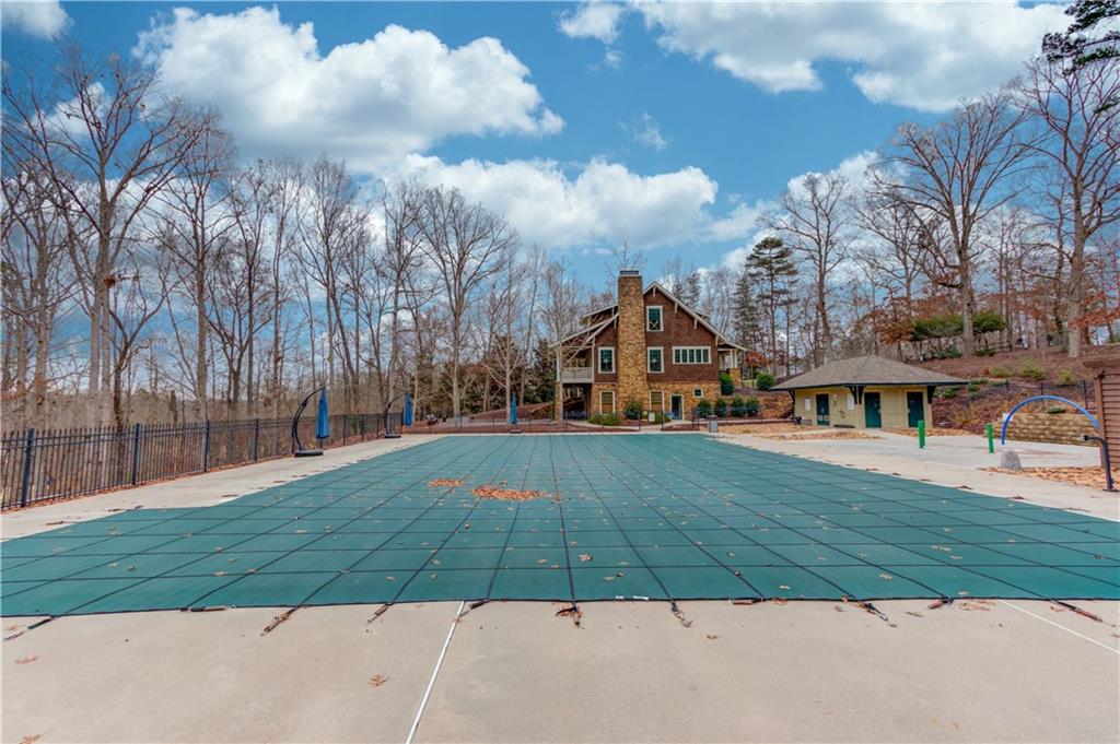 Dawsonville, Georgia, 30534, United States, 6 Bedrooms Bedrooms, ,7 BathroomsBathrooms,Residential,For Sale,2002458