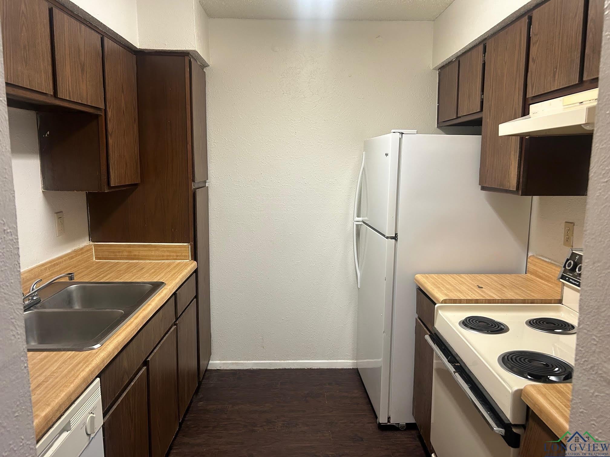Marshall, Texas, 75670, United States, ,Residential,For Sale,1823446