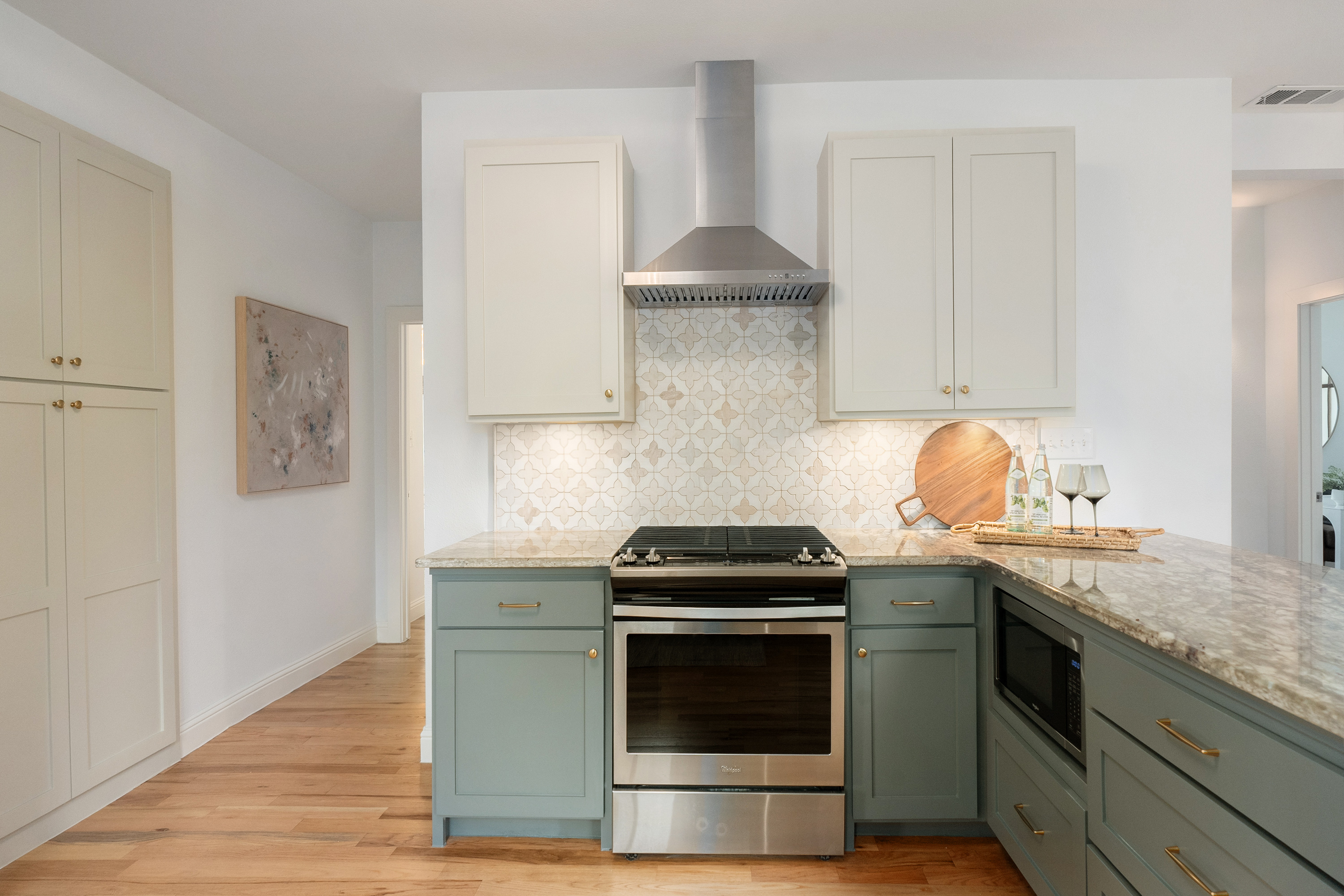  Classic East Dallas Craftsman with Refined Modern Updates - 物件實景