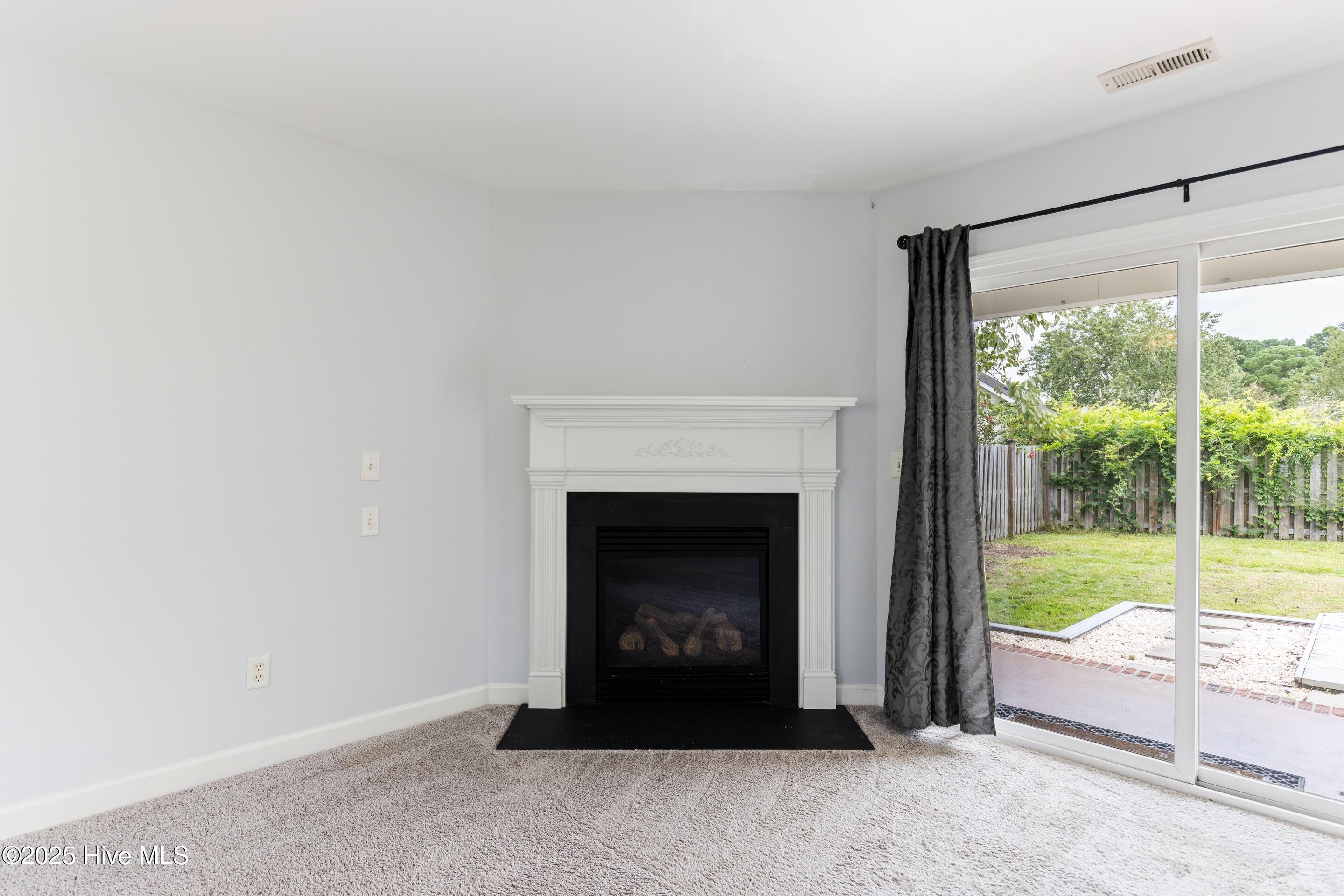 Wilmington, North Carolina, 28412, United States, 4 Bedrooms Bedrooms, ,3 BathroomsBathrooms,Residential,For Sale,1932044