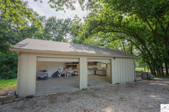 Sedalia, Missouri, 65301, United States, 4 Bedrooms Bedrooms, ,4 BathroomsBathrooms,Residential,For Sale,1911296