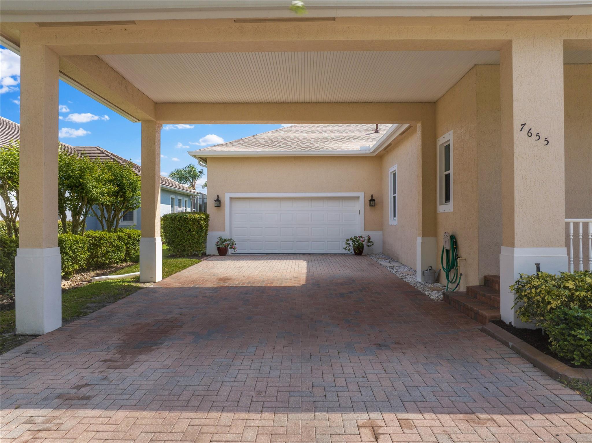 Vero Beach, Florida, 32966, United States, 4 Bedrooms Bedrooms, ,4 BathroomsBathrooms,Residential,For Sale,1766582