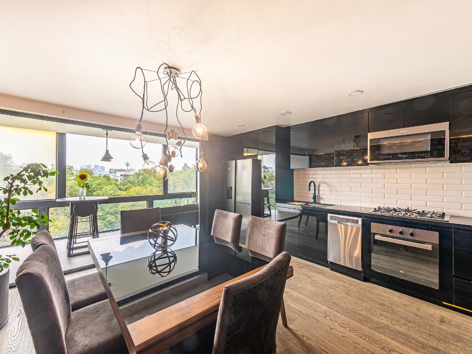 Cuauhtémoc, Ciudad de México, 06170, Mexico, 2 Bedrooms Bedrooms, ,3 BathroomsBathrooms,Residential,For Sale,1918021