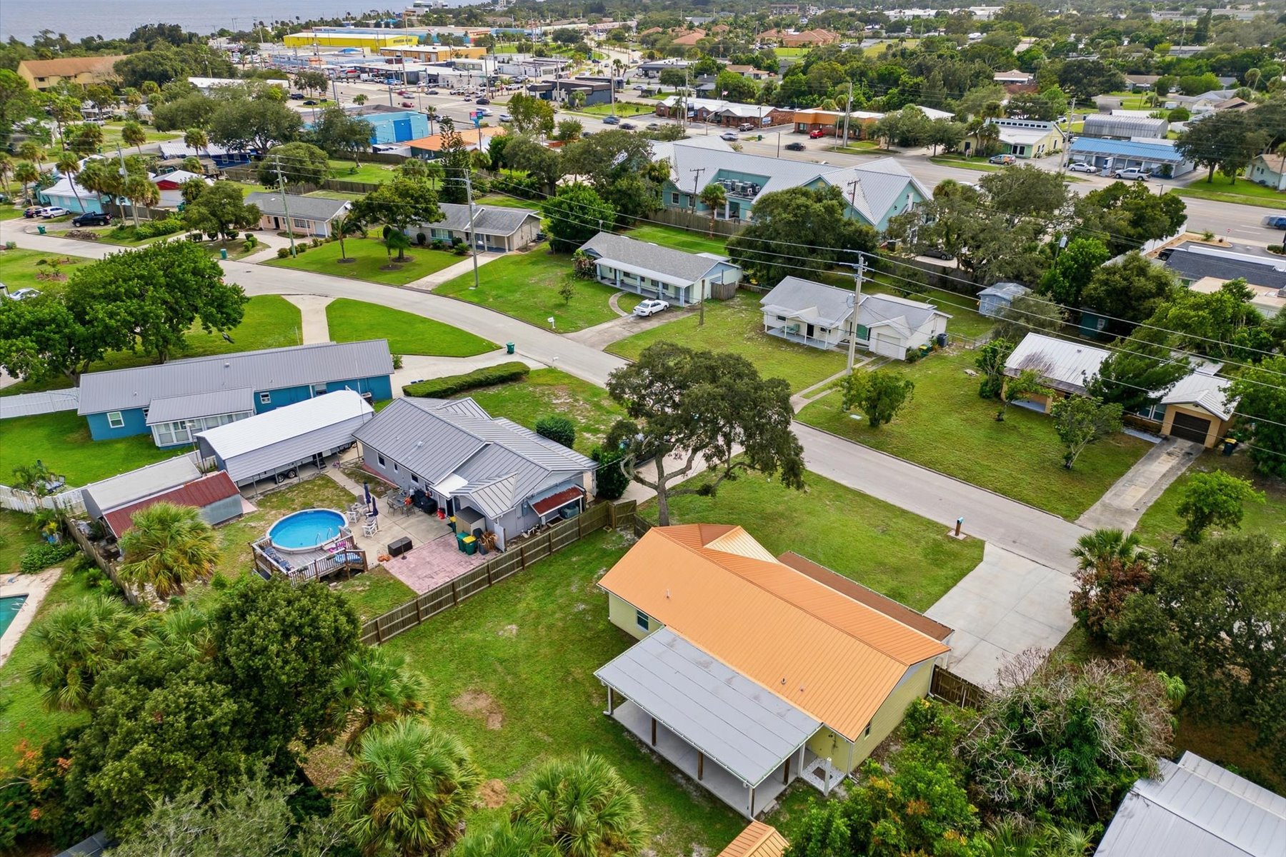  446 Coral Drive, Melbourne, FL, 32935 - 物件實景