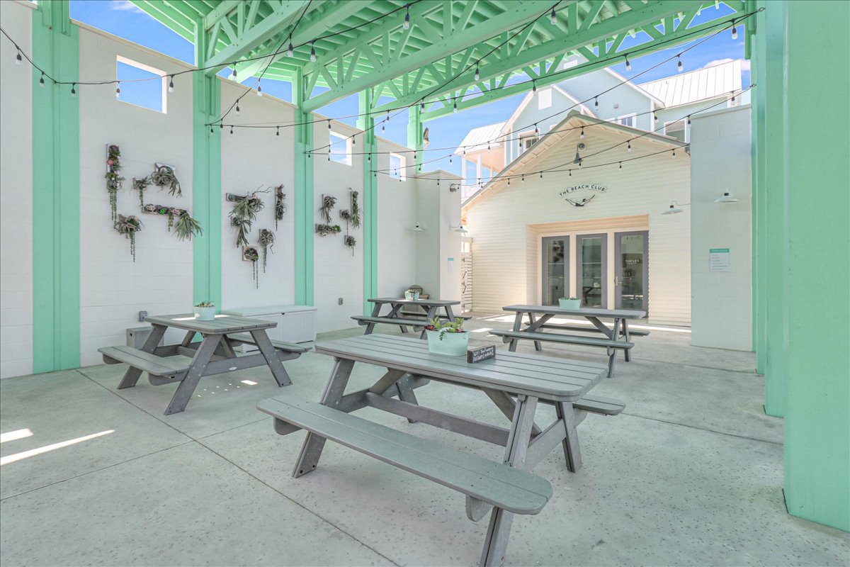 Port Aransas, Texas, 78373, United States, 3 Bedrooms Bedrooms, ,3 BathroomsBathrooms,Residential,For Sale,1979271