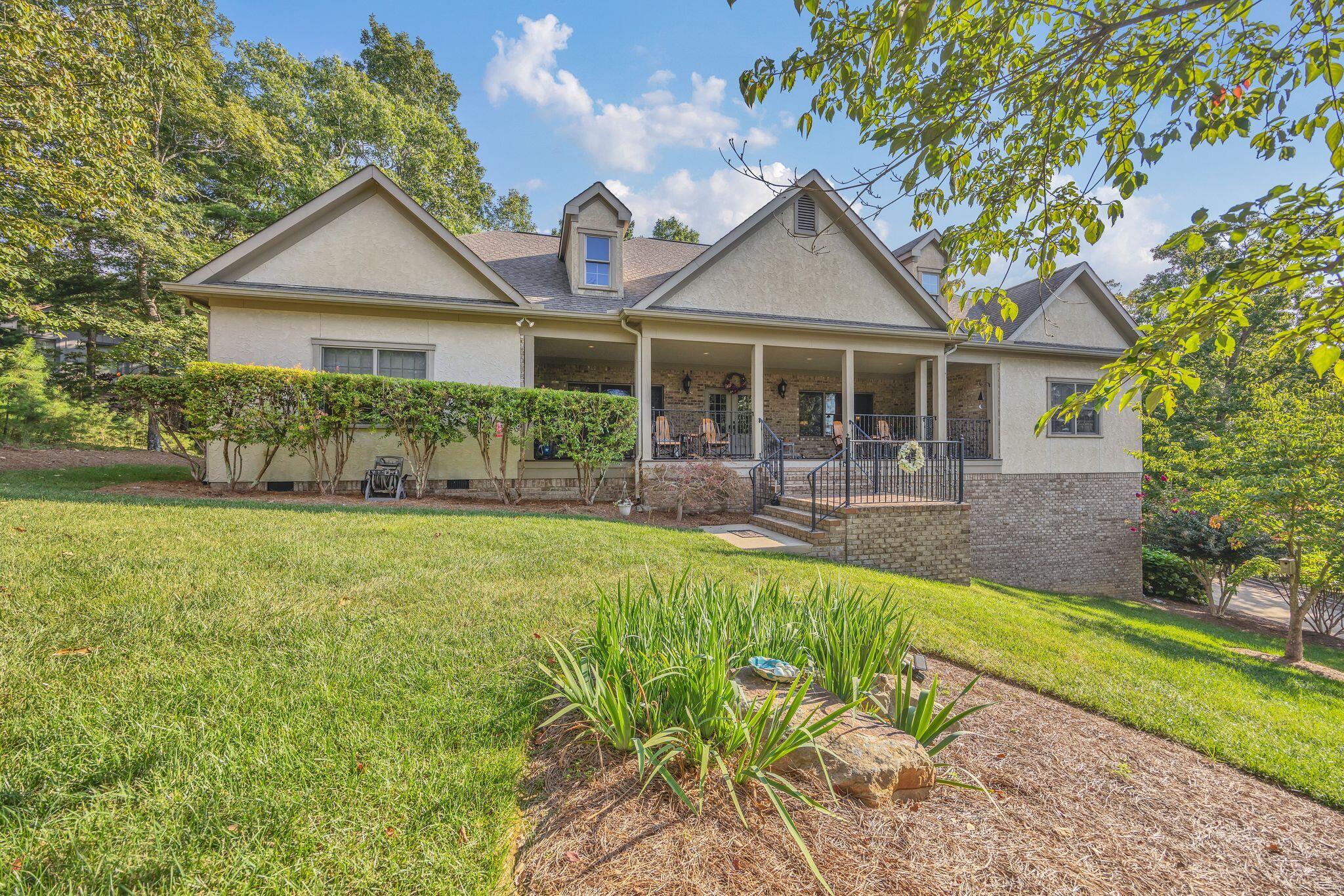 Rising Fawn, Georgia, 30738, United States, 3 Bedrooms Bedrooms, ,5 BathroomsBathrooms,Residential,For Sale,1982242