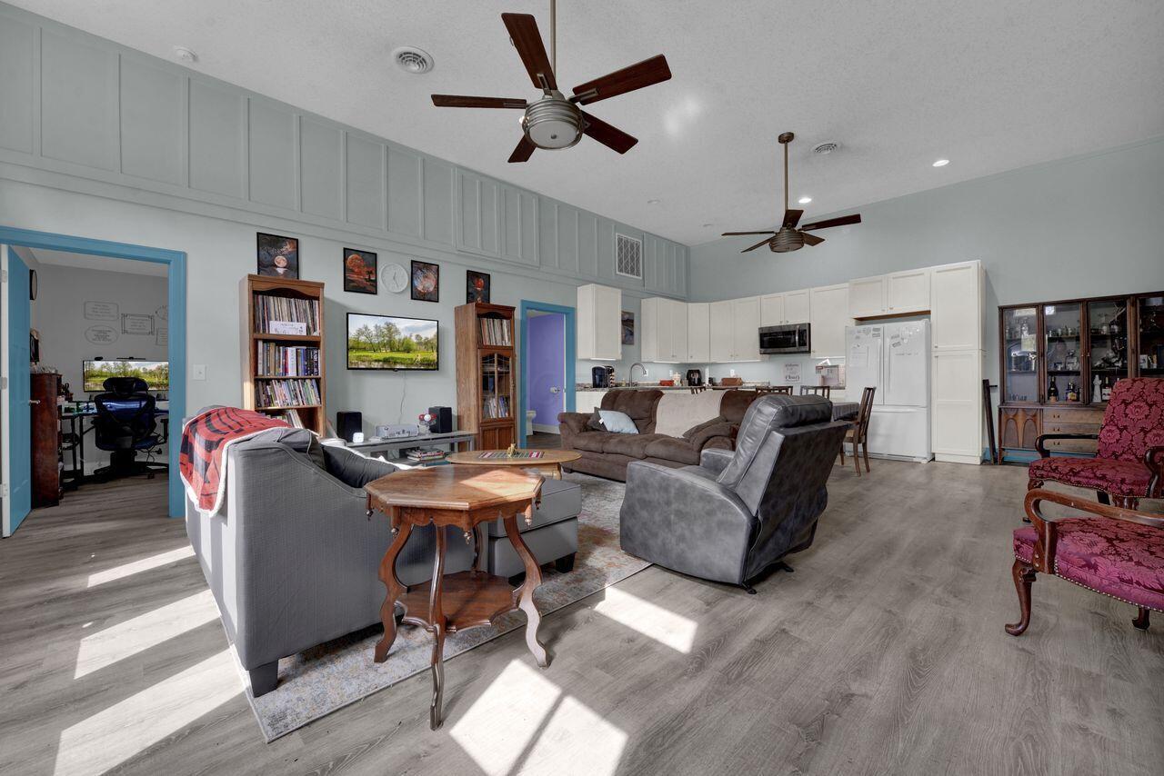 Granville, Ohio, 43023, United States, 5 Bedrooms Bedrooms, ,3 BathroomsBathrooms,Residential,For Sale,1970810