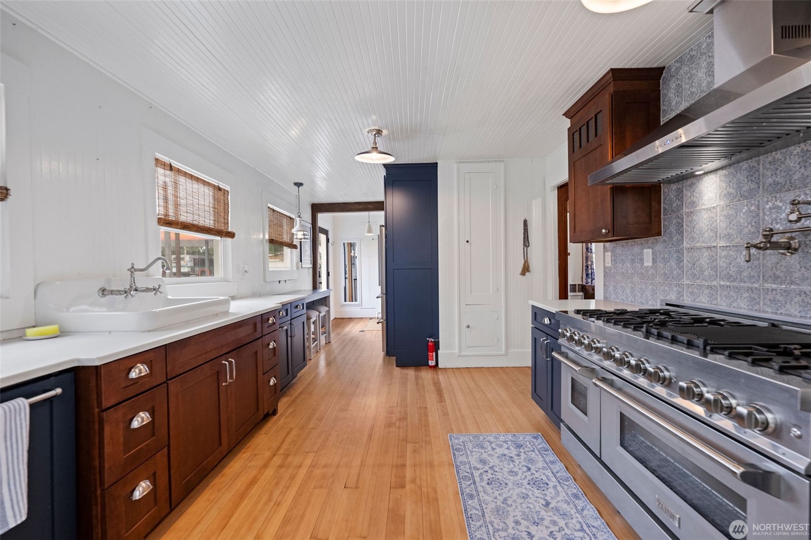 Seaview, Washington, 98641, United States, 2 Bedrooms Bedrooms, ,1 BathroomBathrooms,Residential,For Sale,1982680