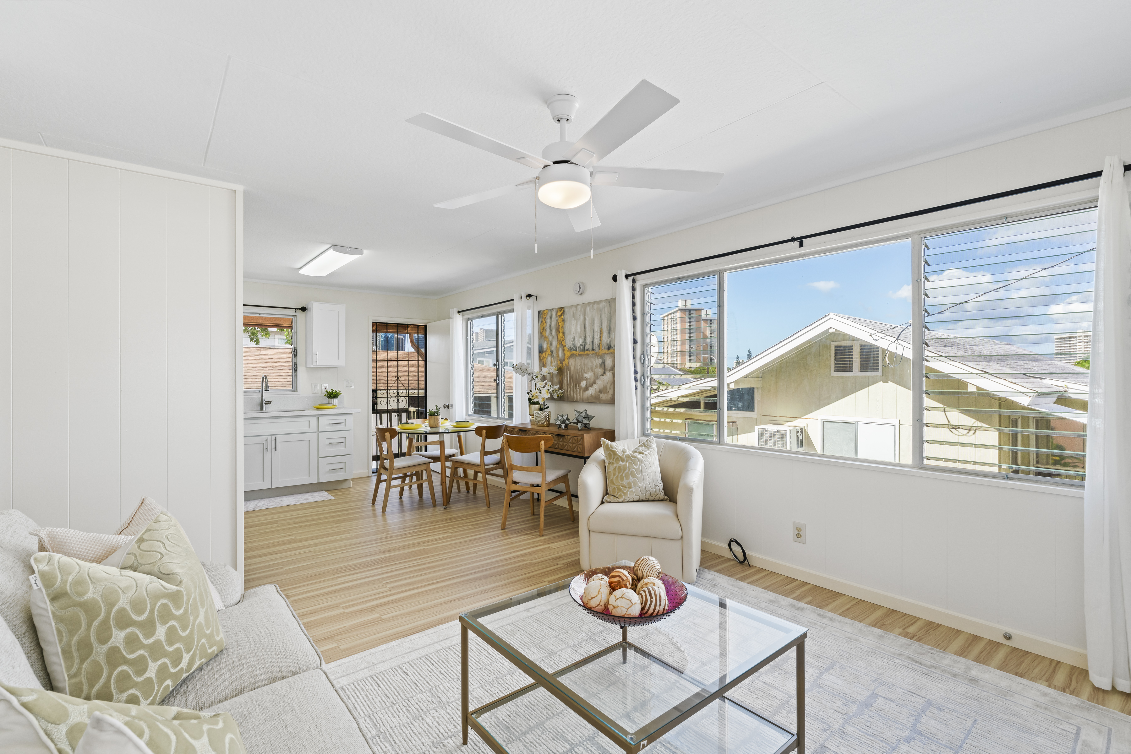 Honolulu, Hawaii, 96813, United States, 3 Bedrooms Bedrooms, ,1 BathroomBathrooms,Residential,For Sale,2000055