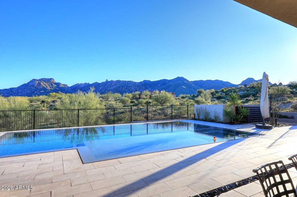 Scottsdale, Arizona, 85255, United States, 3 Bedrooms Bedrooms, ,Residential,For Sale,2009279