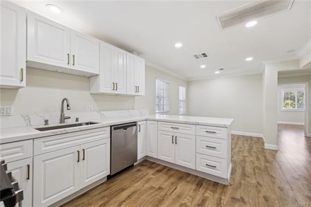 Los Angeles, California, 90016, United States, ,Residential,For Sale,1895088
