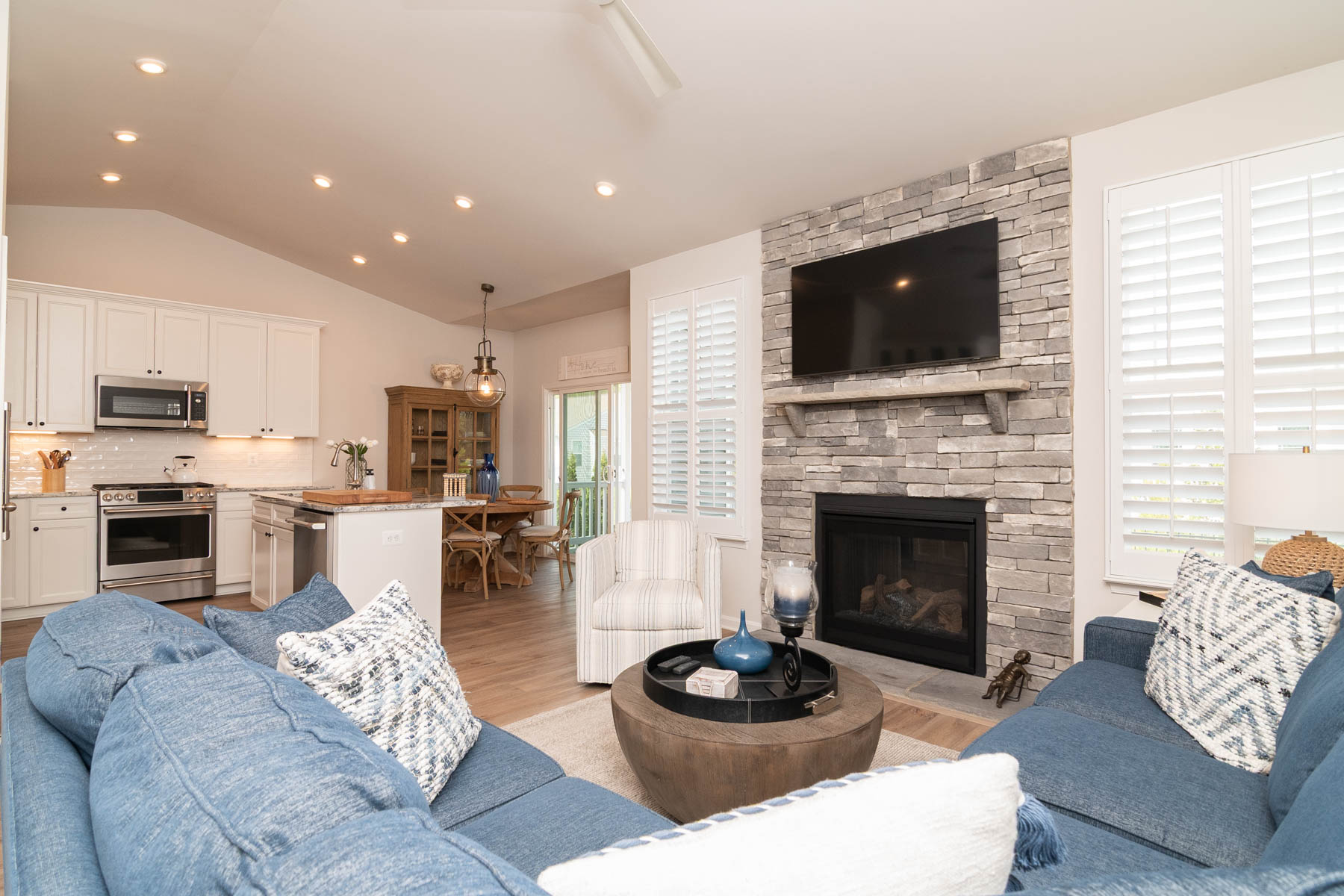  25087 Treeview Lane - 物件實景