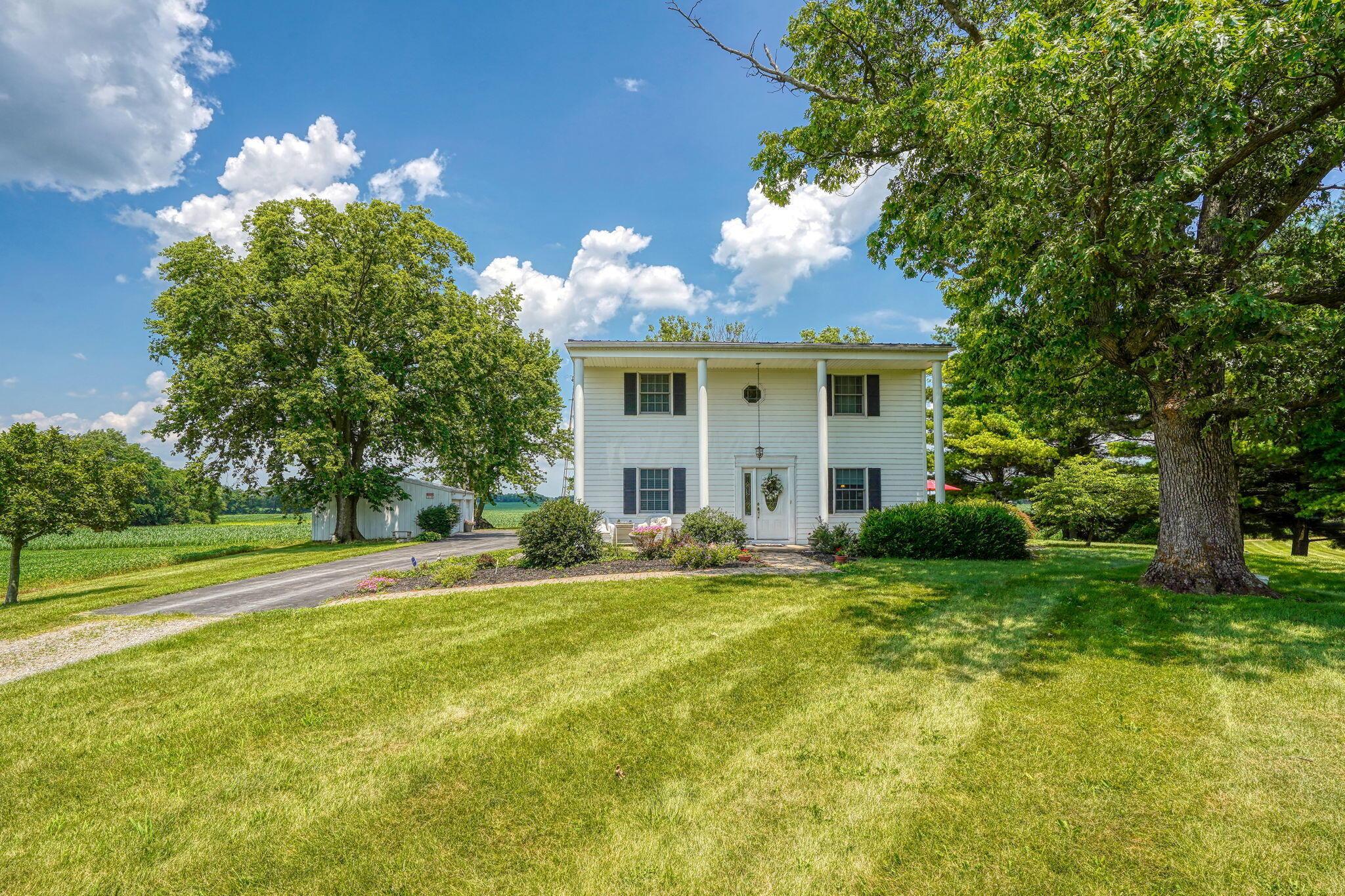 Circleville, Ohio, 43113, United States, 3 Bedrooms Bedrooms, ,3 BathroomsBathrooms,Residential,For Sale,1892160