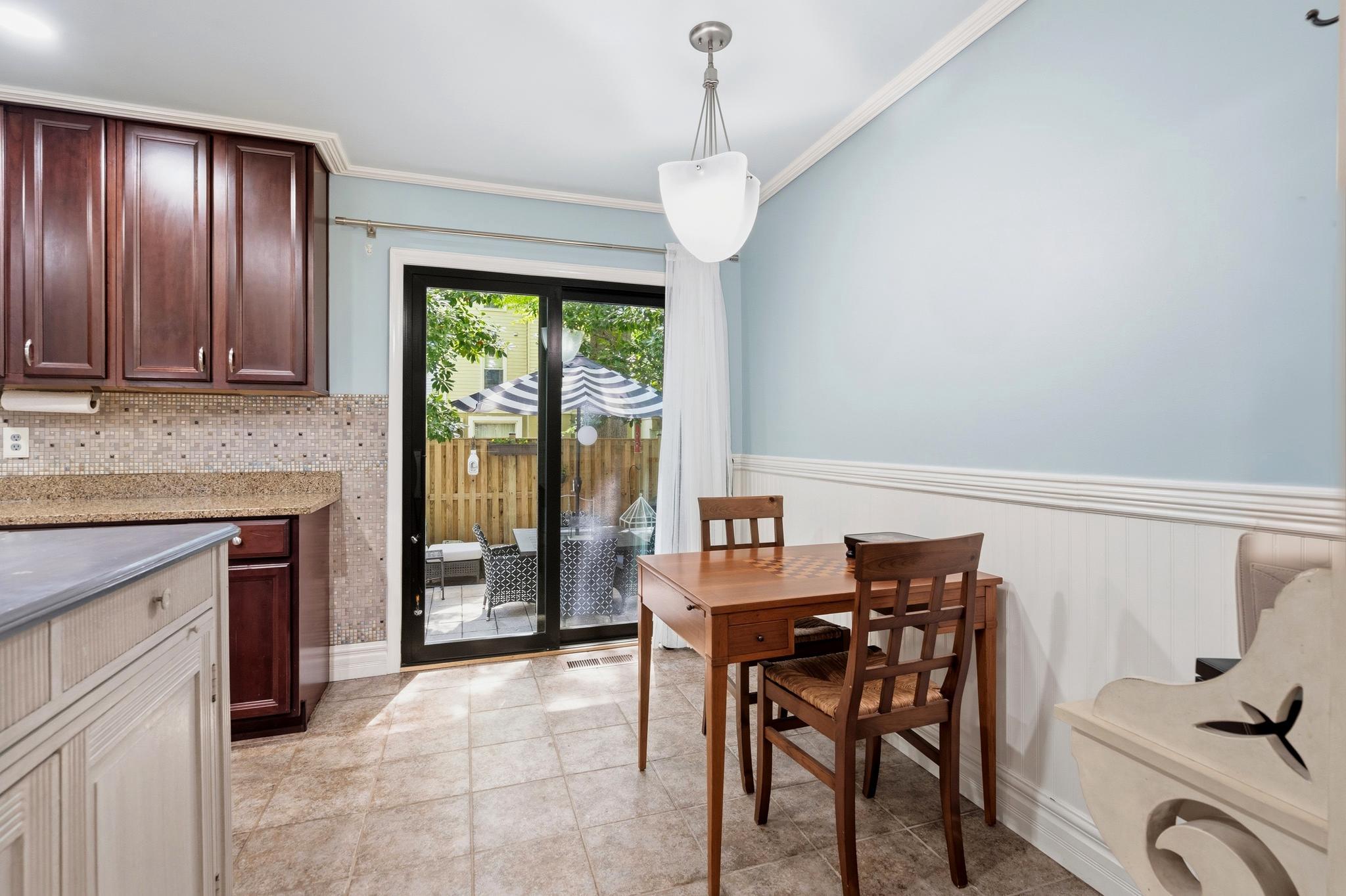  9913 Kingsbridge Drive, Fairfax, VA, 22031 - 物件實景