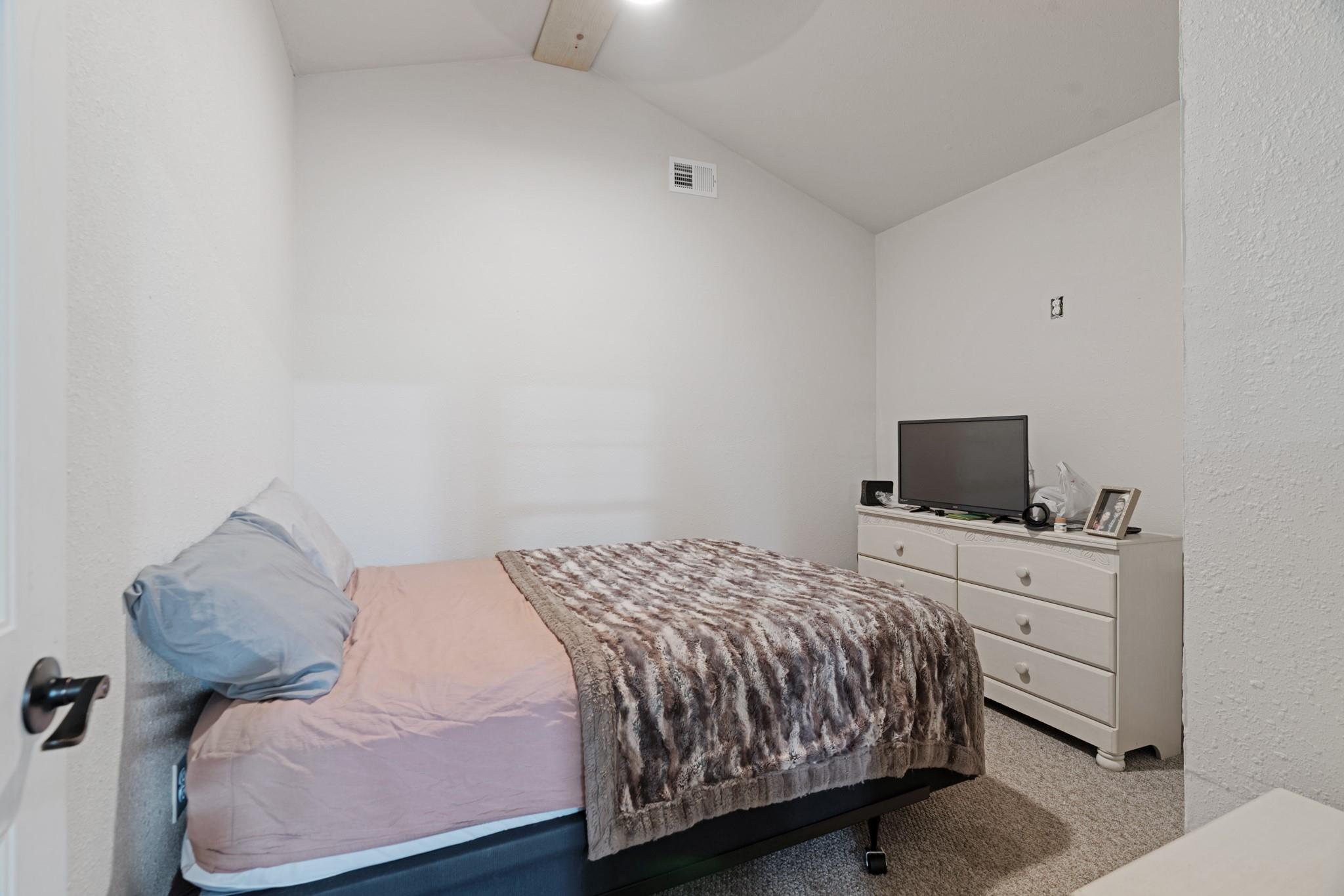 Roxton, Texas, 75477, United States, 3 Bedrooms Bedrooms, ,3 BathroomsBathrooms,Residential,For Sale,1982011