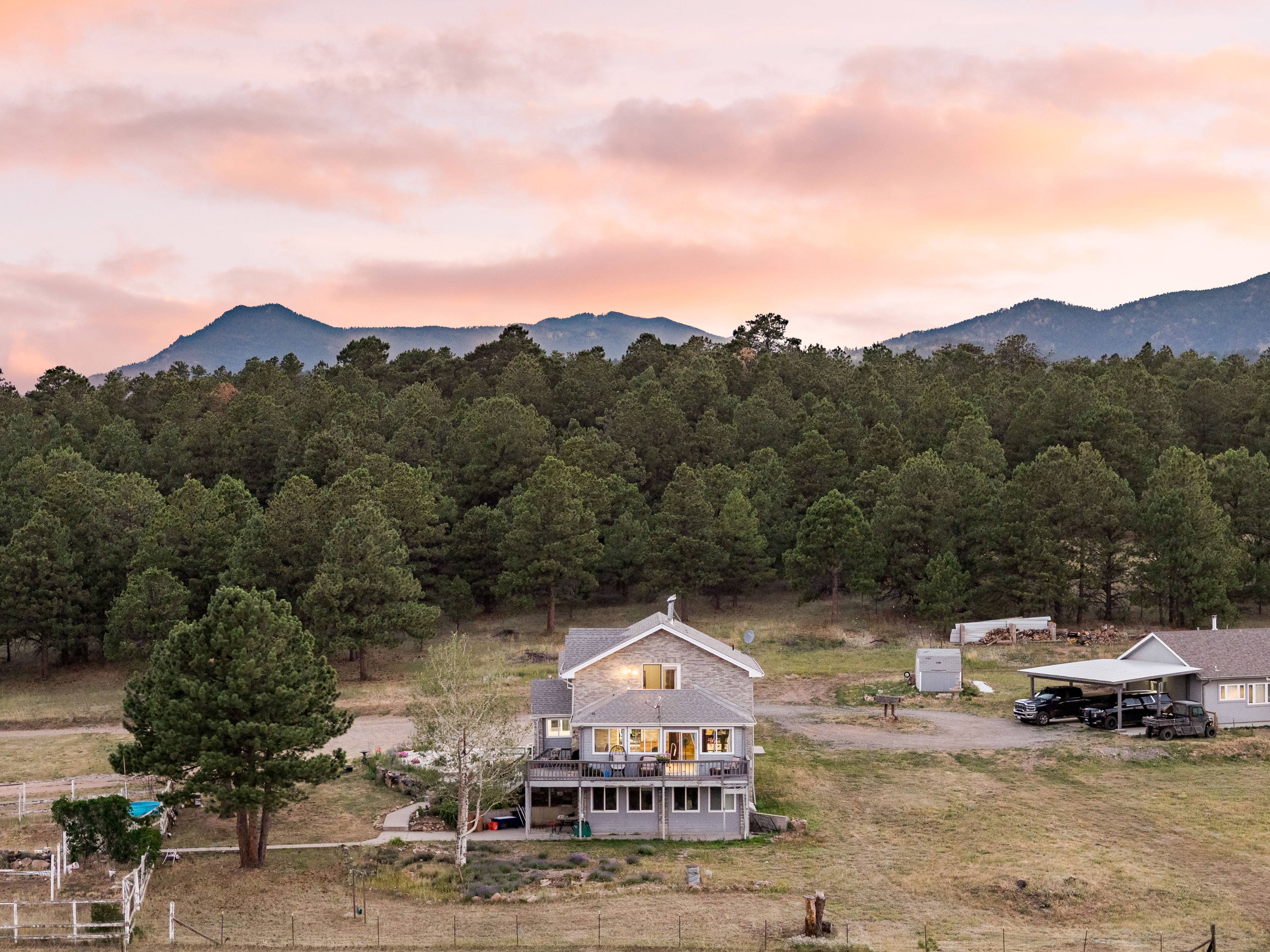  Rare 38 Acres Property With Incredible Sweeping Views - 物件實景