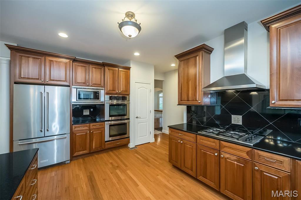 St Charles, Missouri, 63303, United States, 3 Bedrooms Bedrooms, ,3 BathroomsBathrooms,Residential,For Sale,1891670