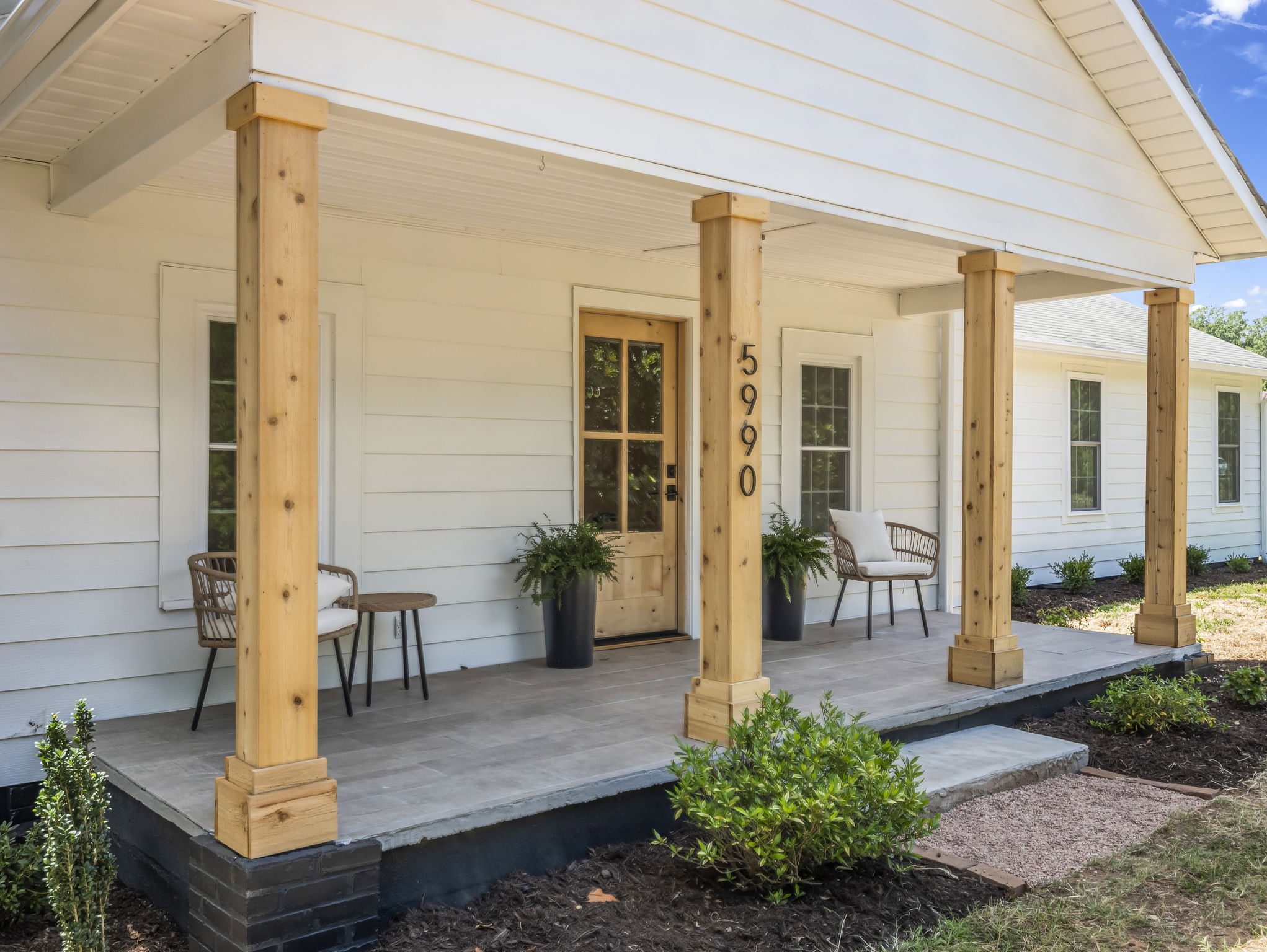 Tryon, North Carolina, 28782, United States, 3 Bedrooms Bedrooms, ,2 BathroomsBathrooms,Residential,For Sale,1927809