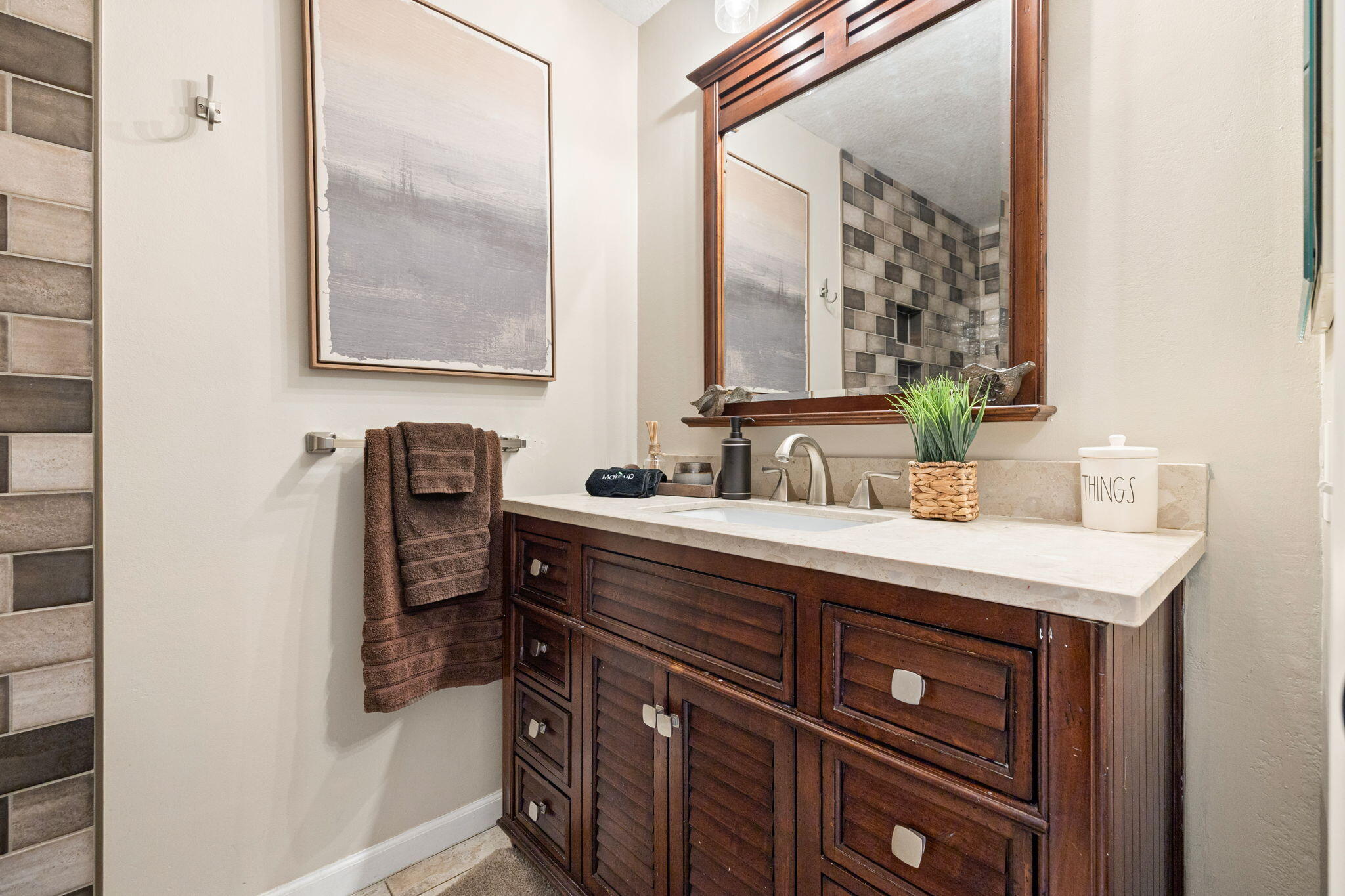 Palm Desert, California, 92211, United States, 3 Bedrooms Bedrooms, ,2 BathroomsBathrooms,Residential,For Sale,1938835