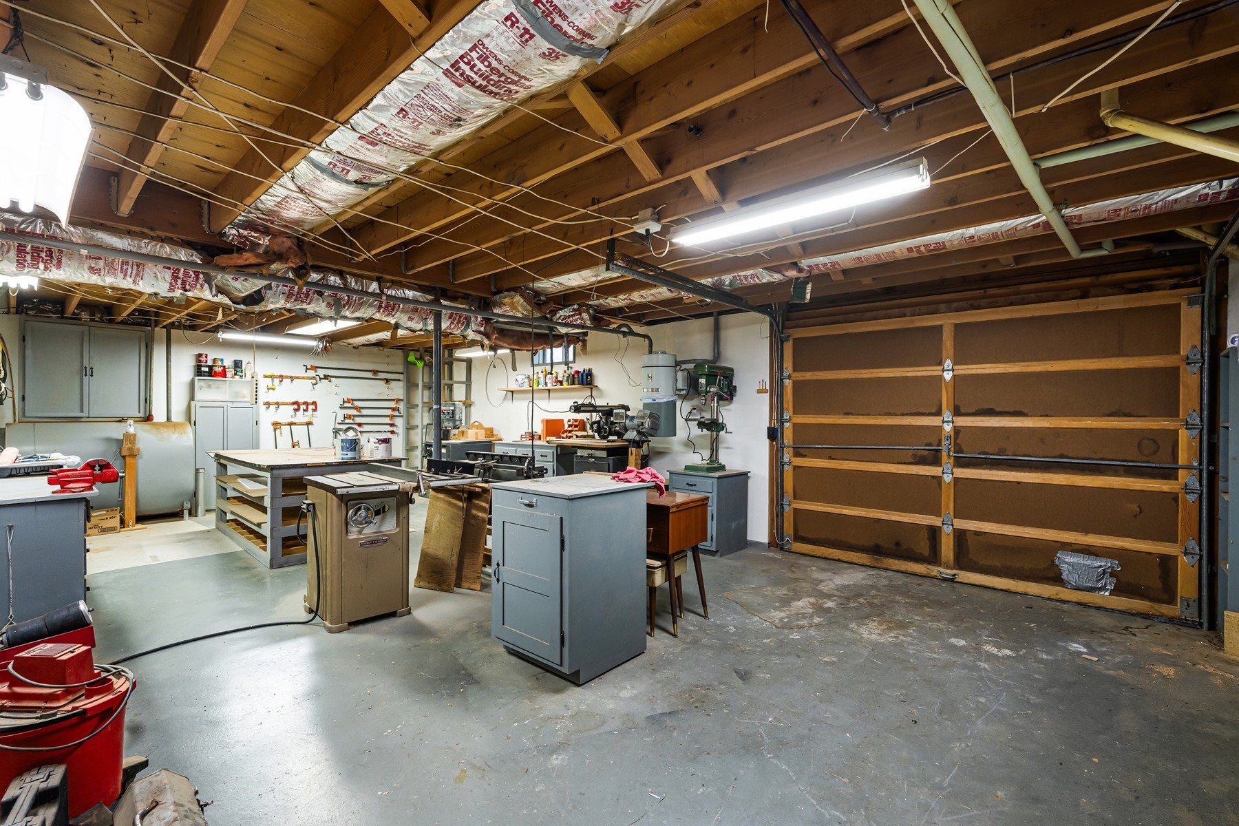  Large Home,5 Acres, and a Shop - 物件實景