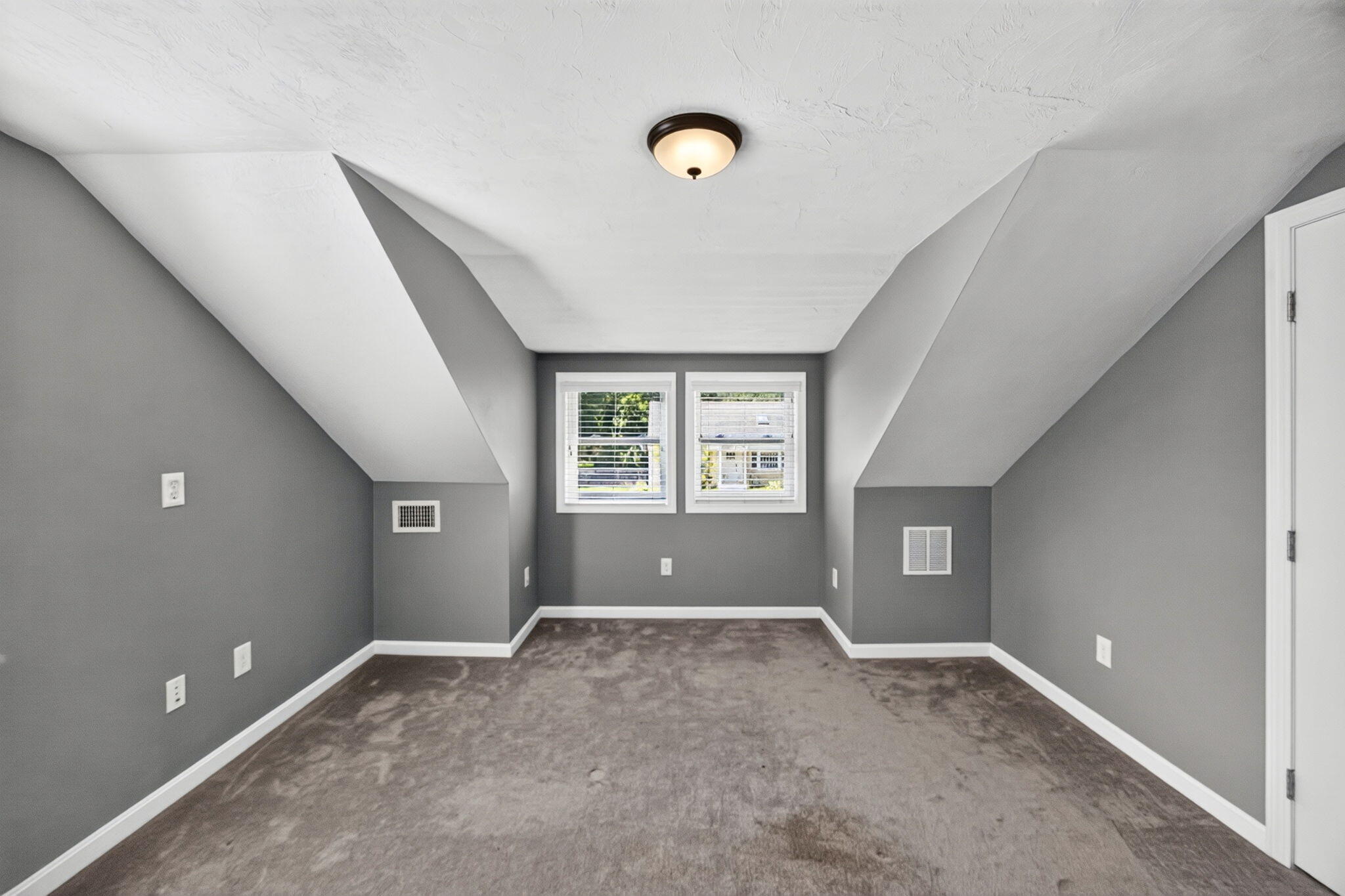  52 Willimantic Drive - 物件實景