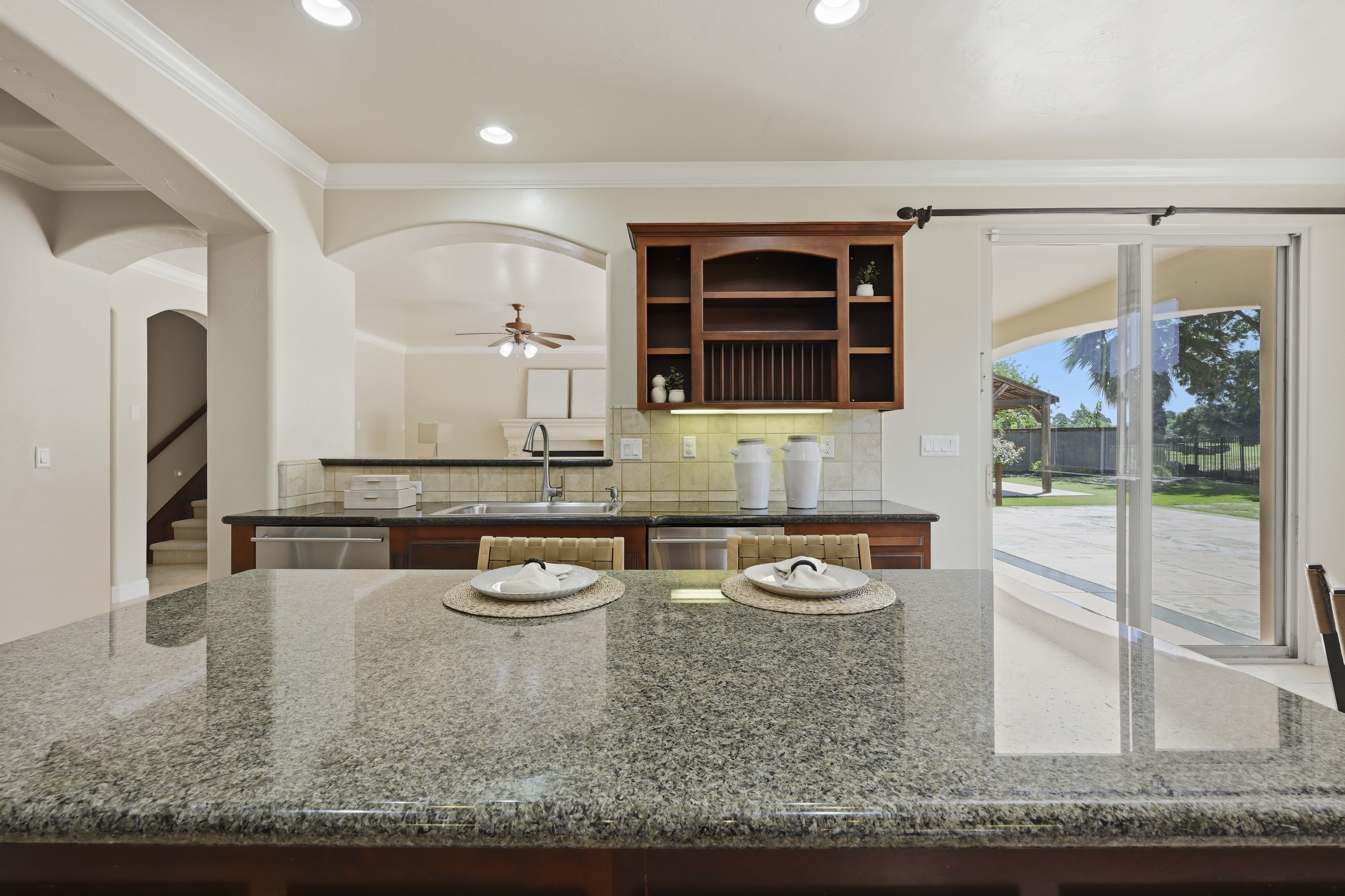  8587 Indianwood Lane, Roseville, CA 95747 - 物件實景