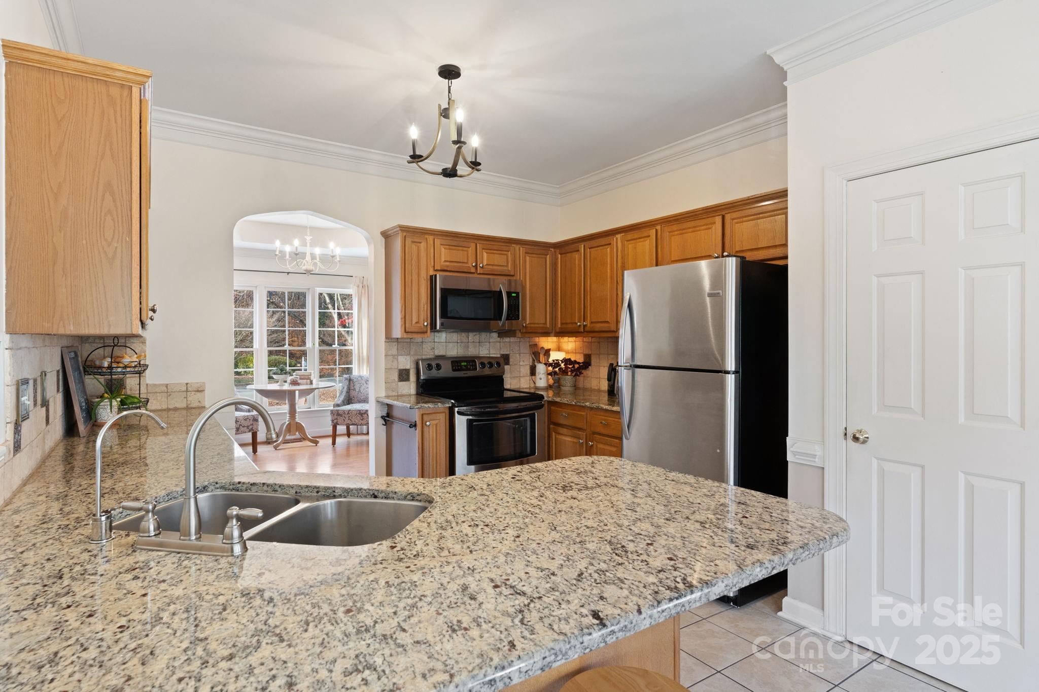 Winston Salem, North Carolina, 27106, United States, 4 Bedrooms Bedrooms, ,3 BathroomsBathrooms,Residential,For Sale,1998924